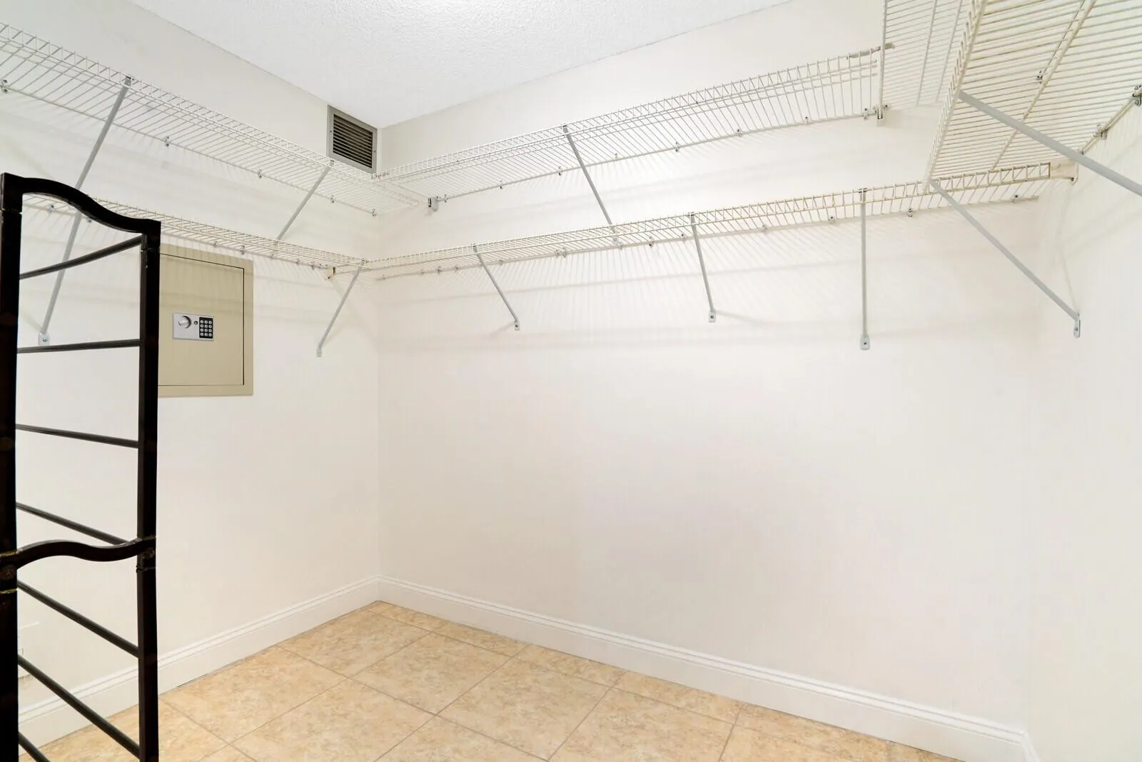 3636 Whitehall Drive, #401