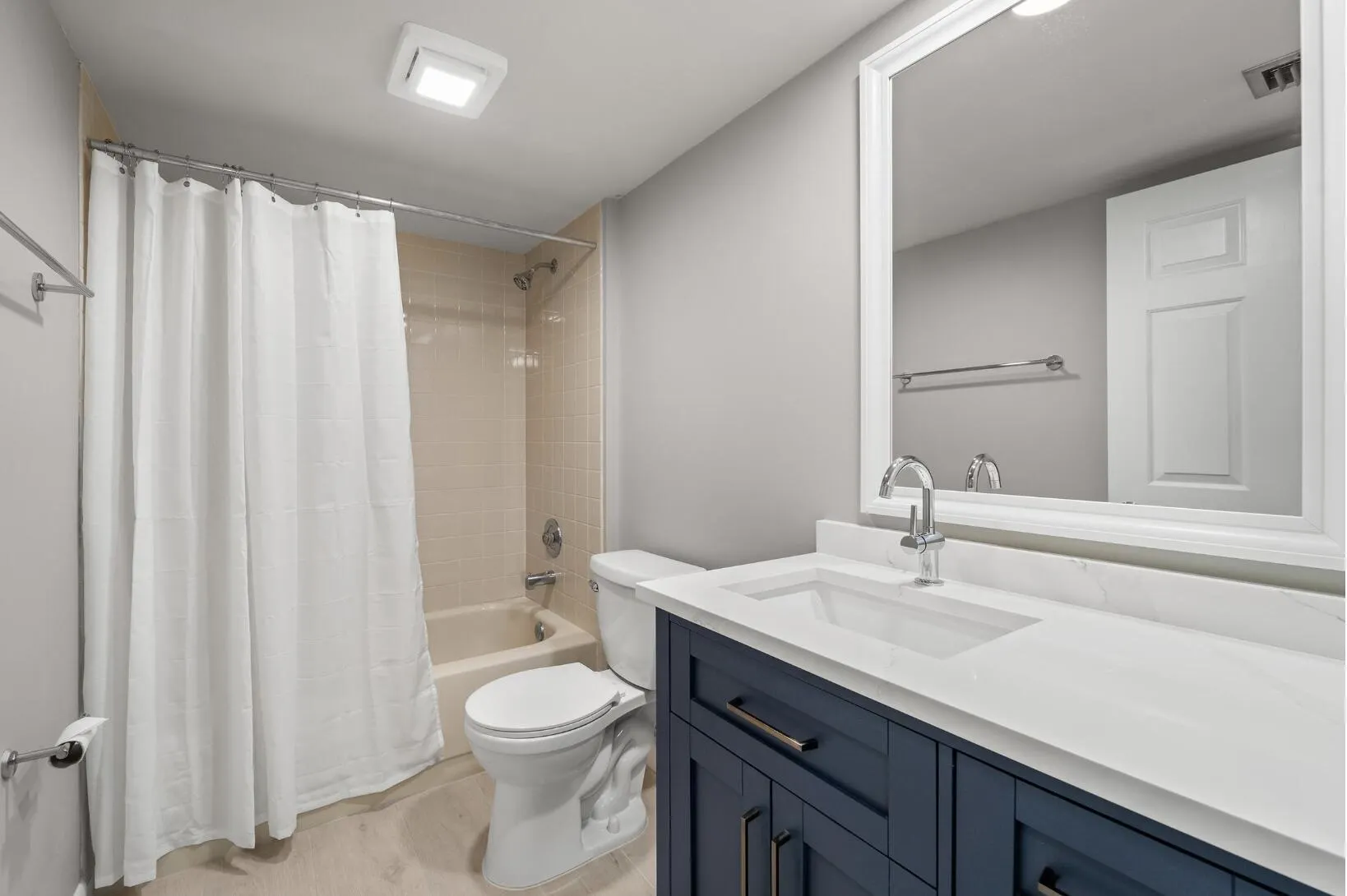 3636 Whitehall Drive, #401