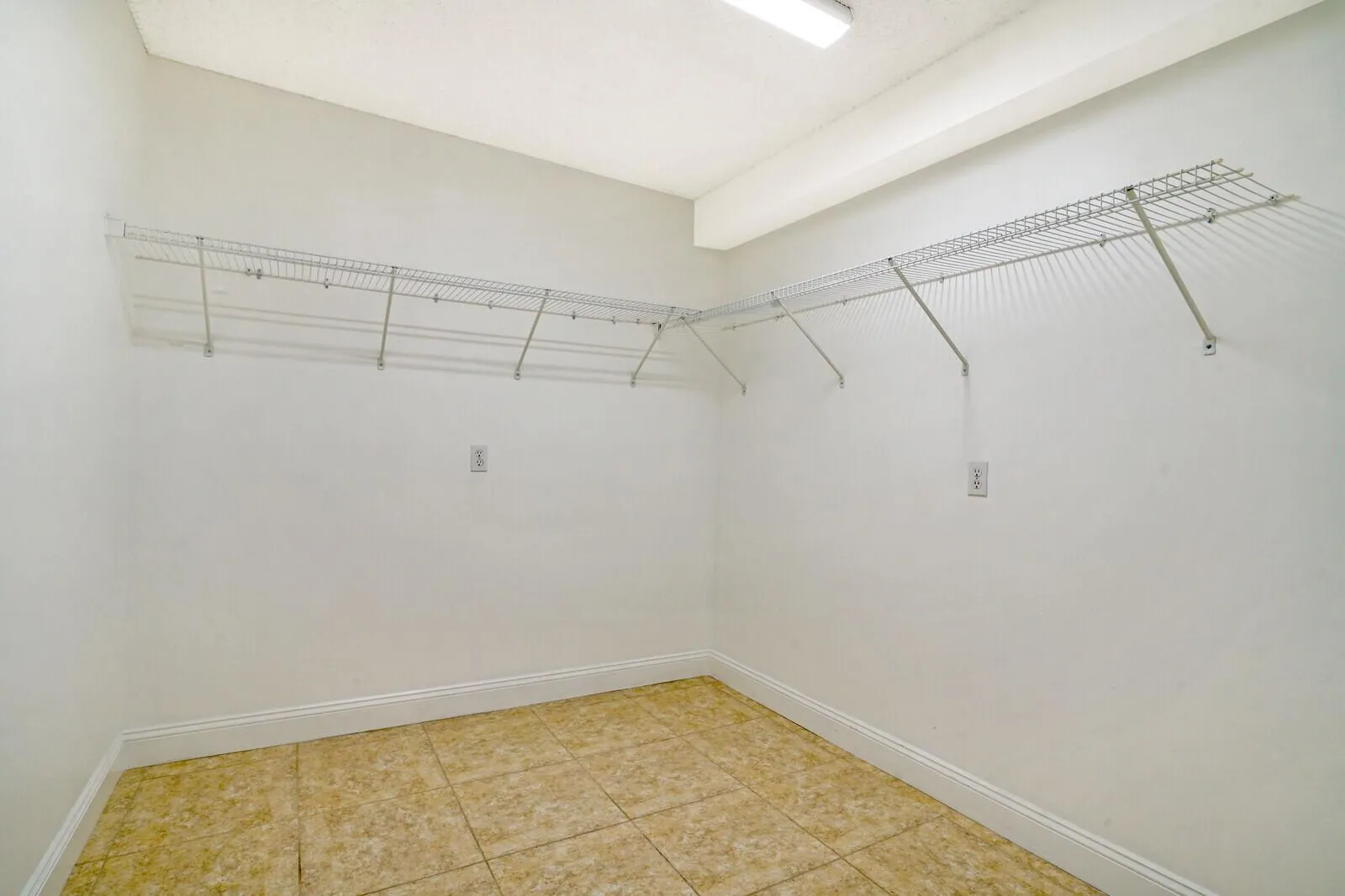3636 Whitehall Drive, #401