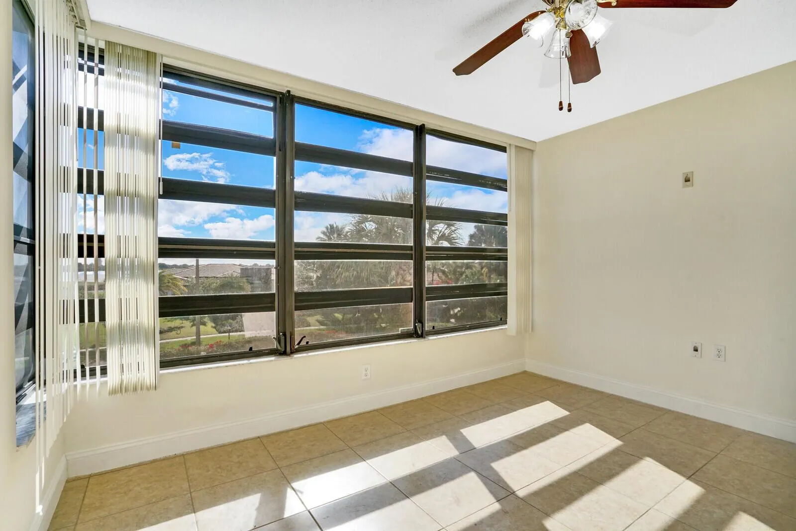 3636 Whitehall Drive, #401