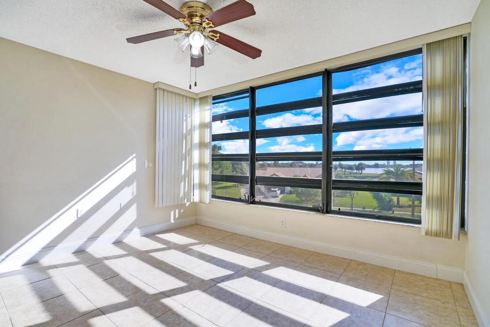 3636 Whitehall Drive, #401