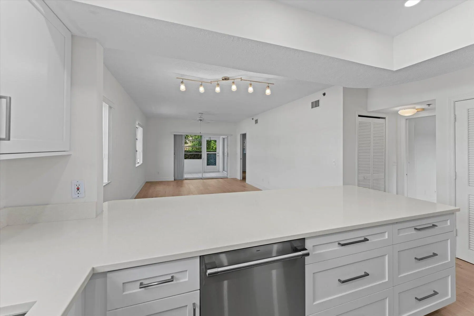 2950 SE Ocean Boulevard, #109-101