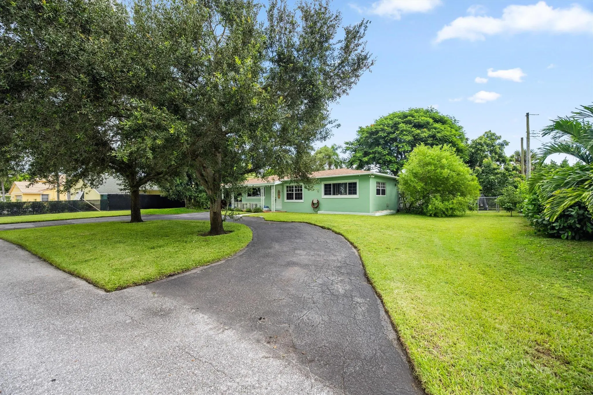 6400 Carambola Circle
