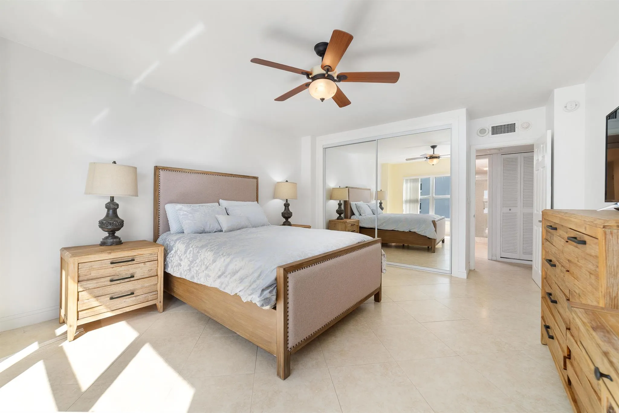 3750 Galt Ocean Drive, #505
