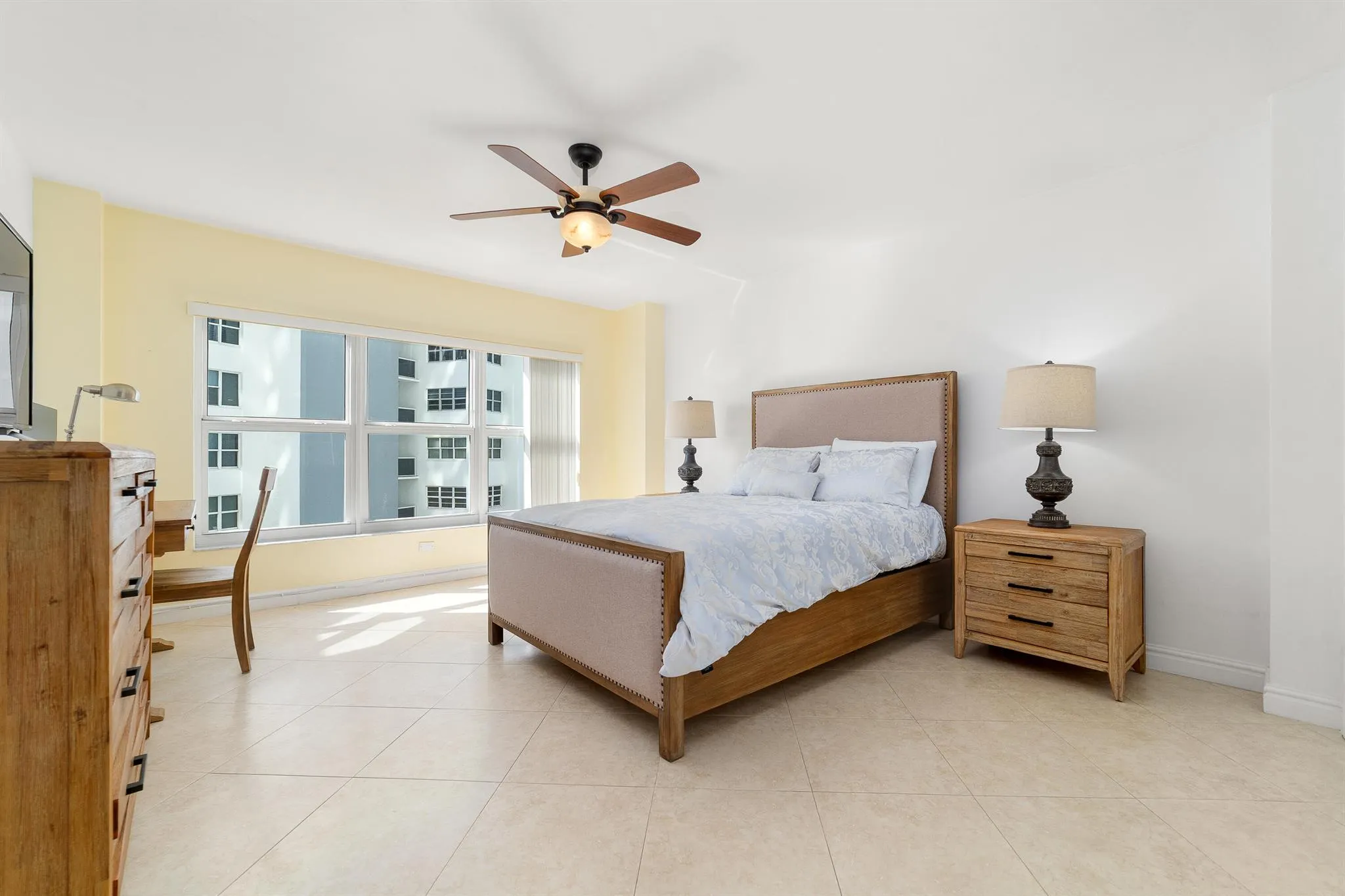 3750 Galt Ocean Drive, #505