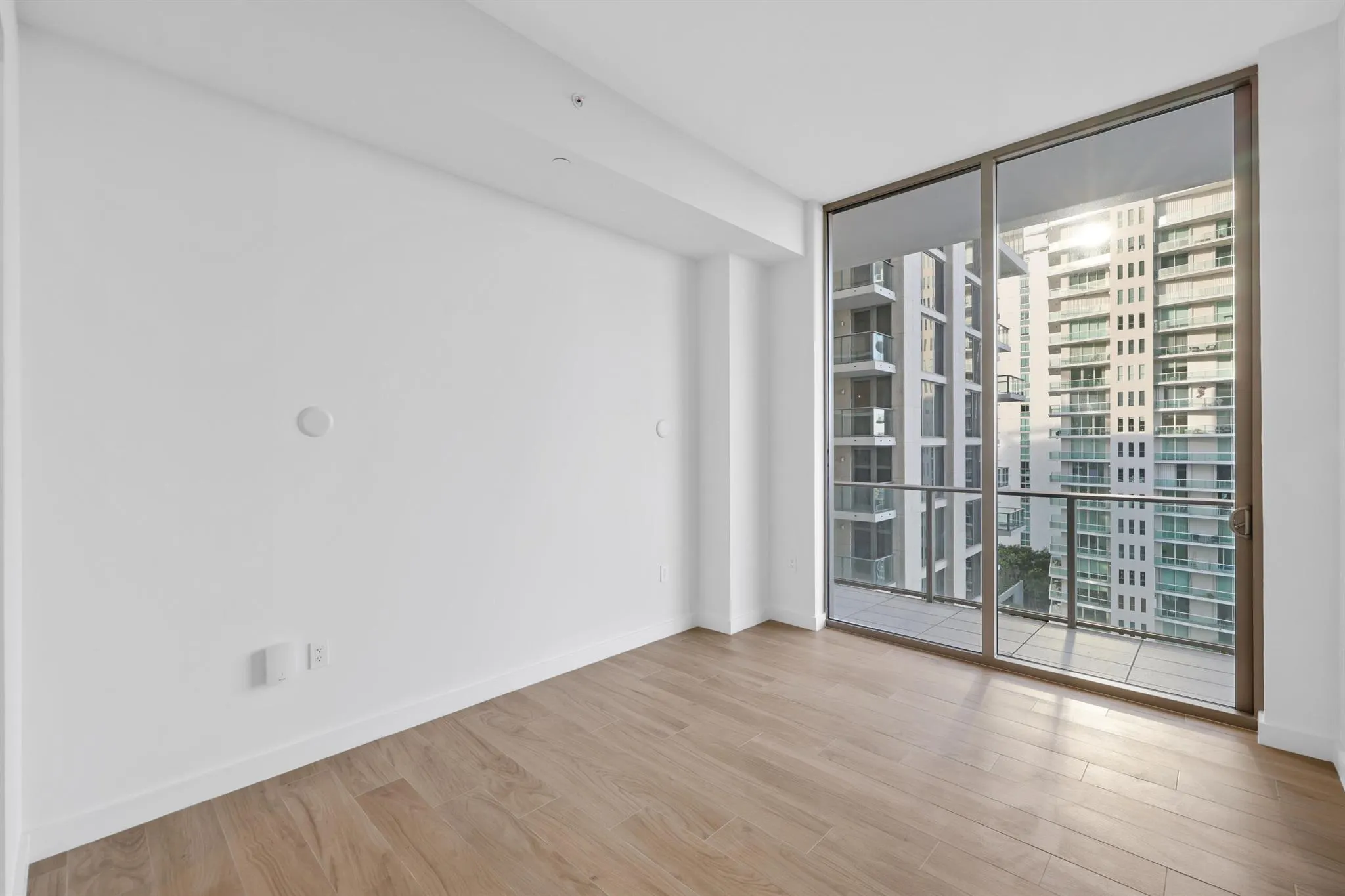 2655 S Bayshore Drive, #902