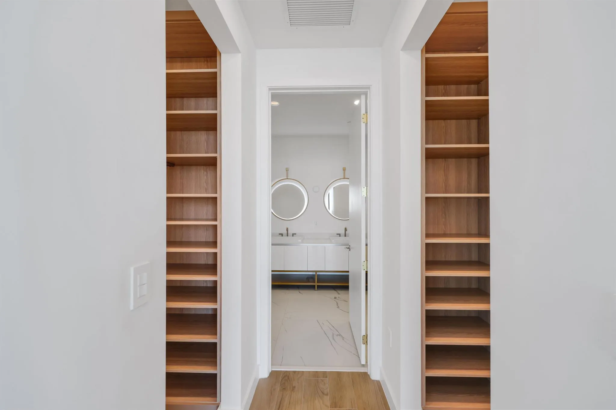 2655 S Bayshore Drive, #902