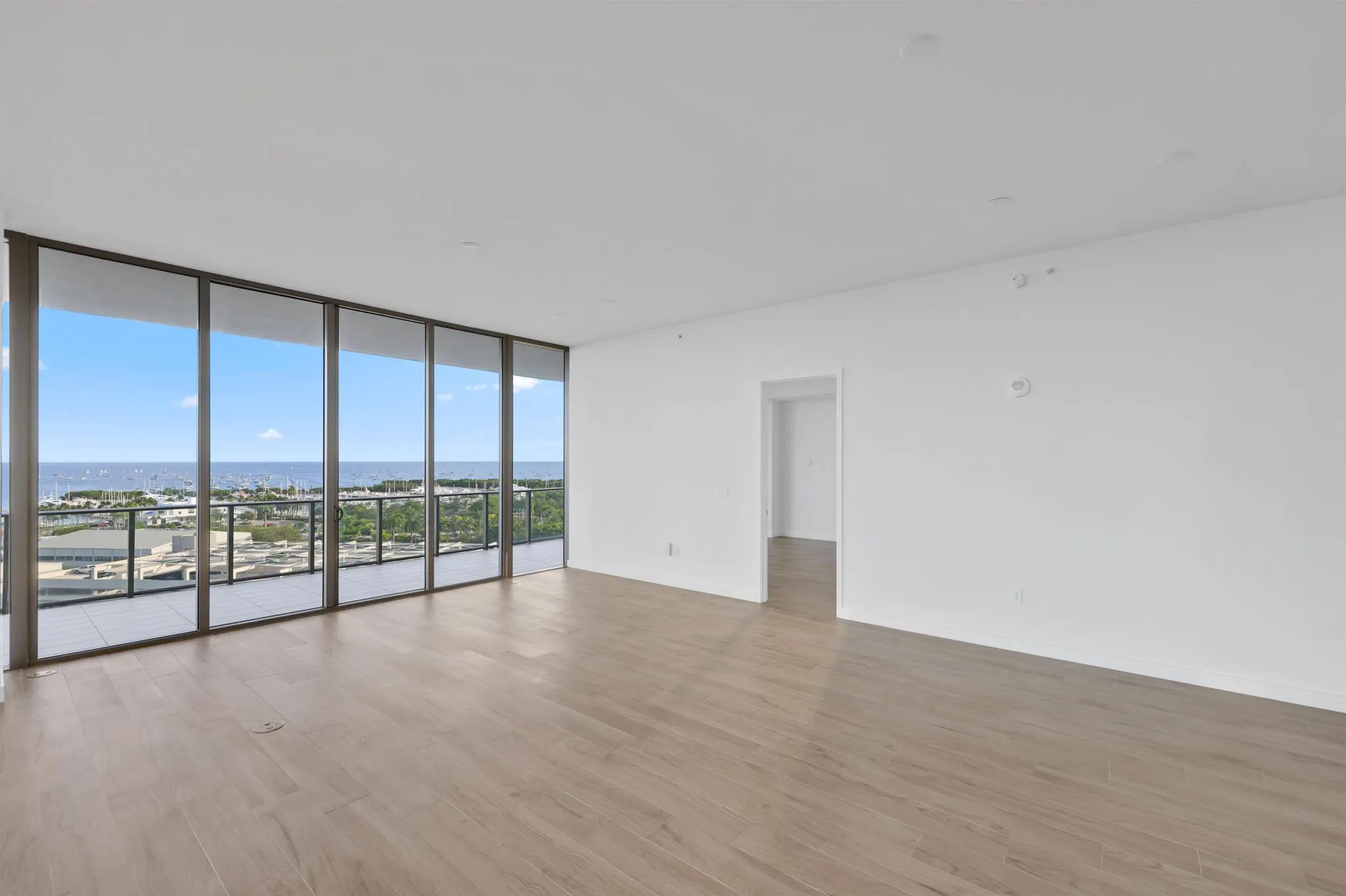 2655 S Bayshore Drive, #902
