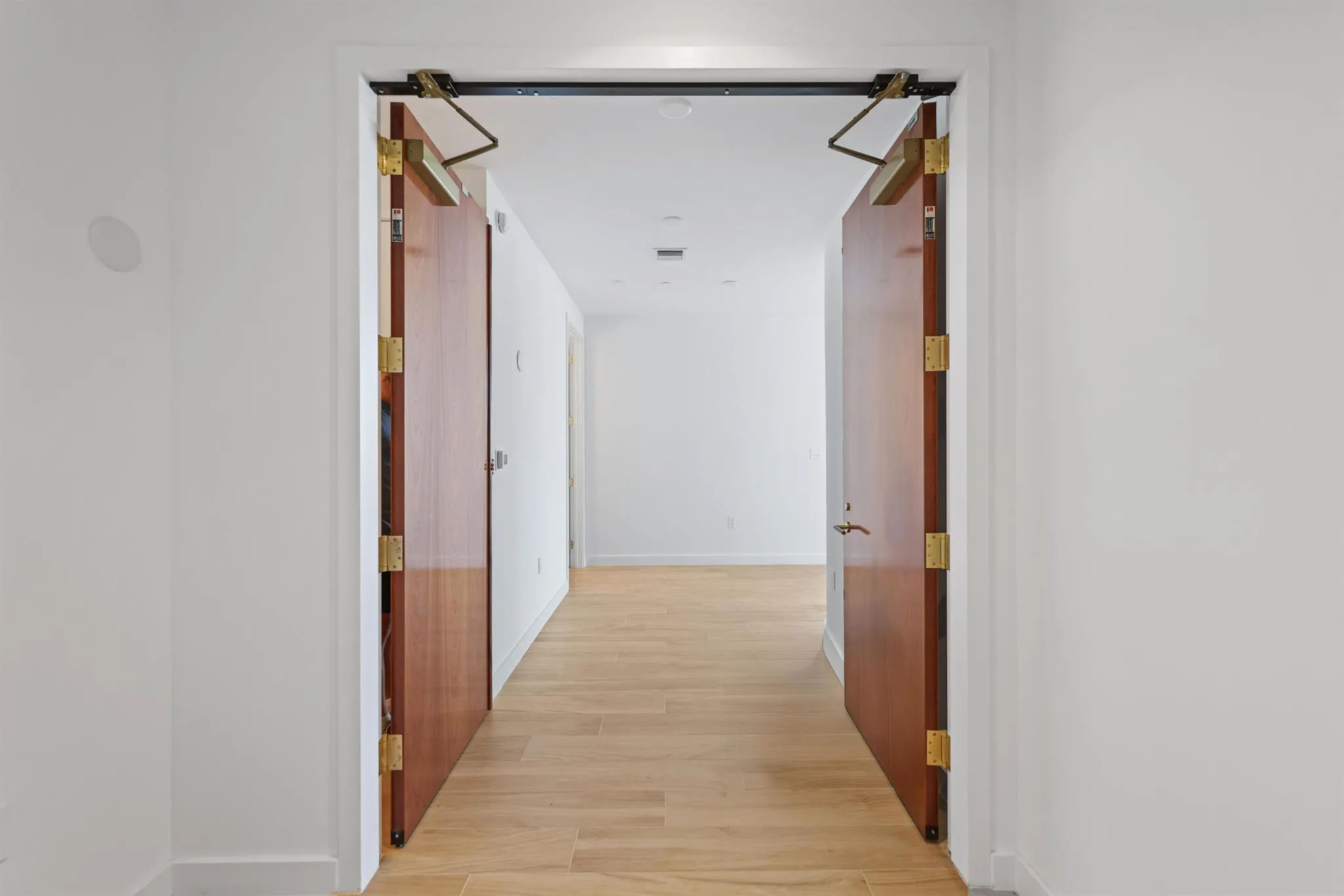 2655 S Bayshore Drive, #902