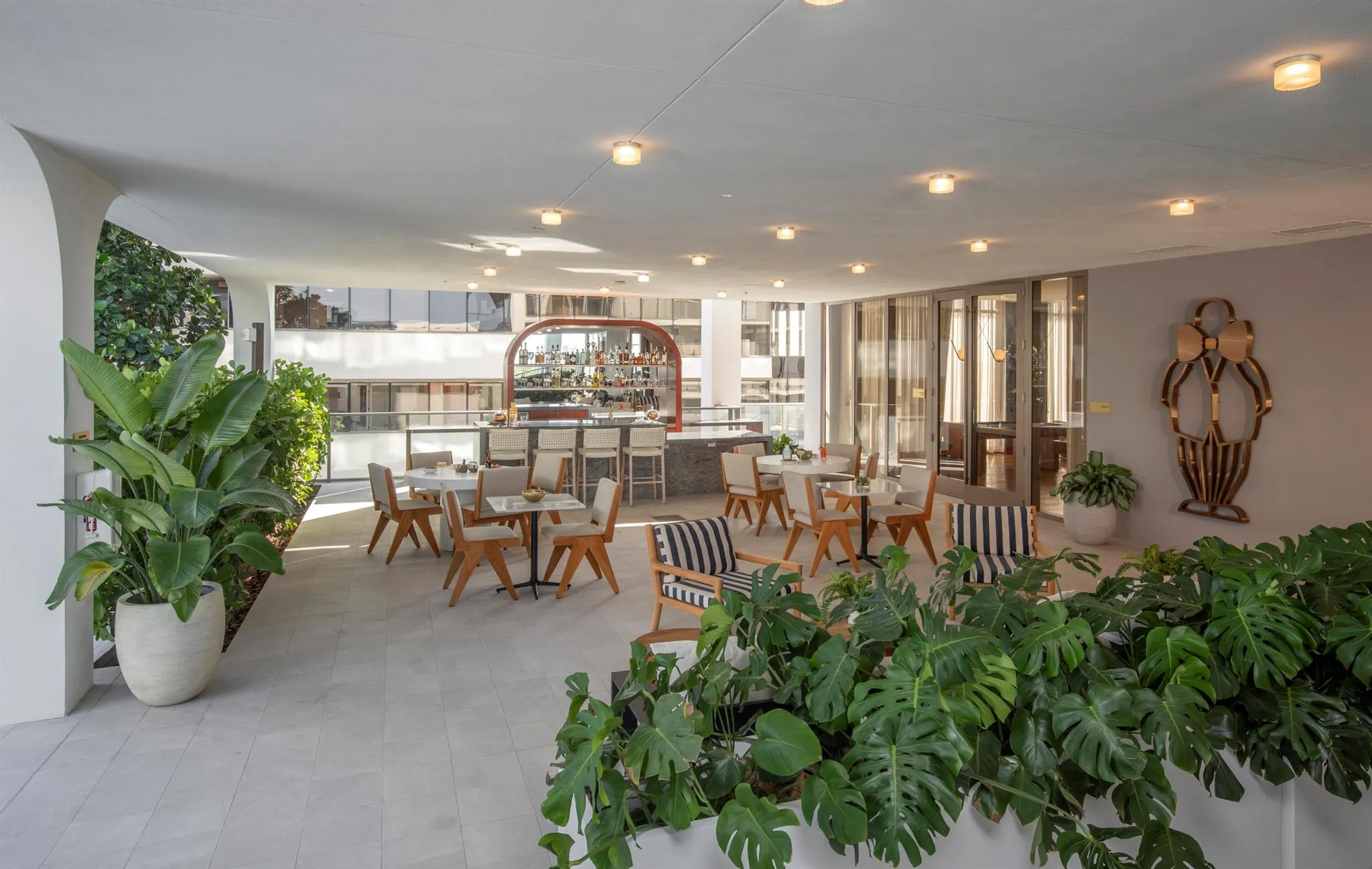 2655 S Bayshore Drive, #902