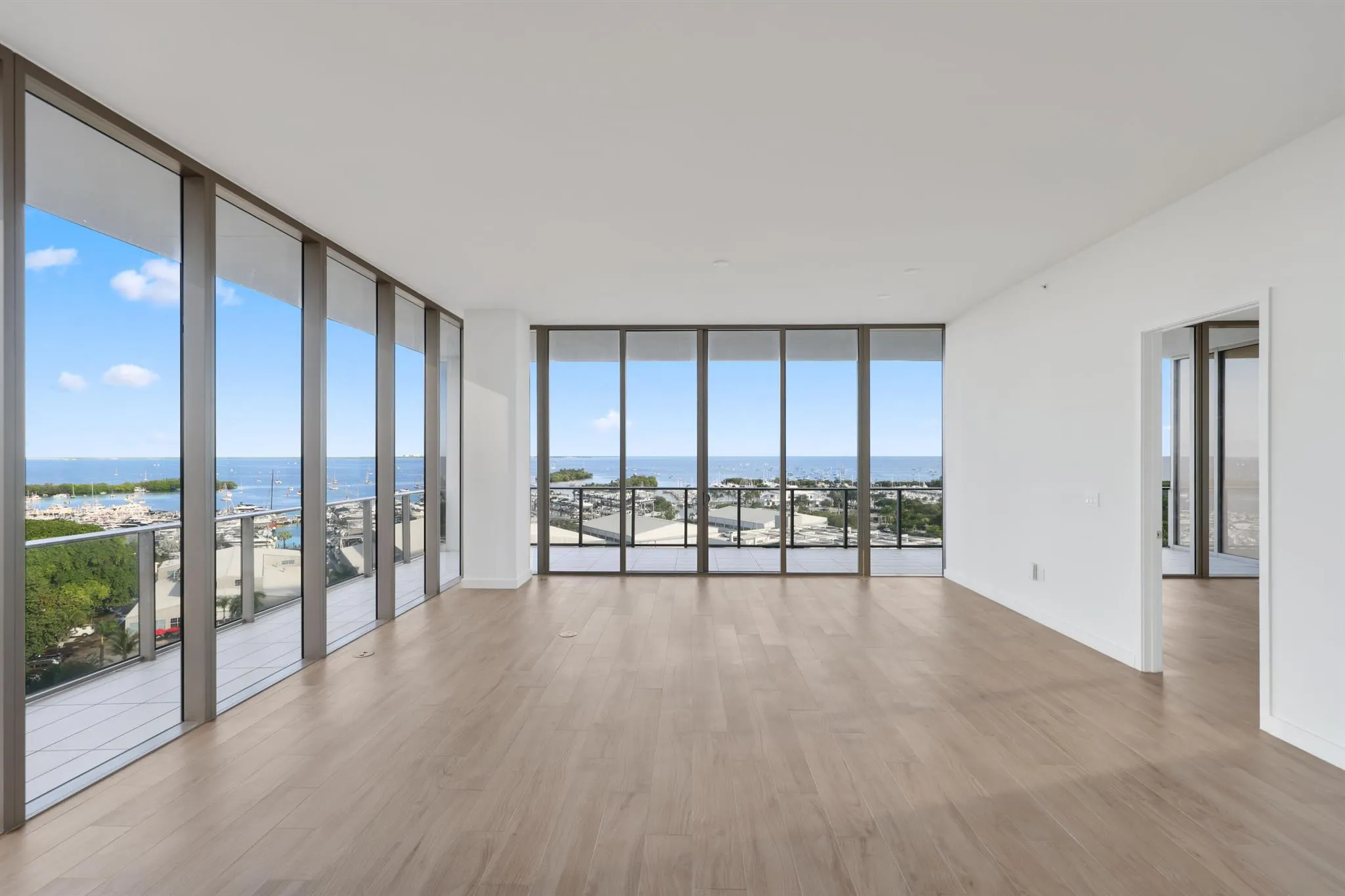 2655 S Bayshore Drive, #902