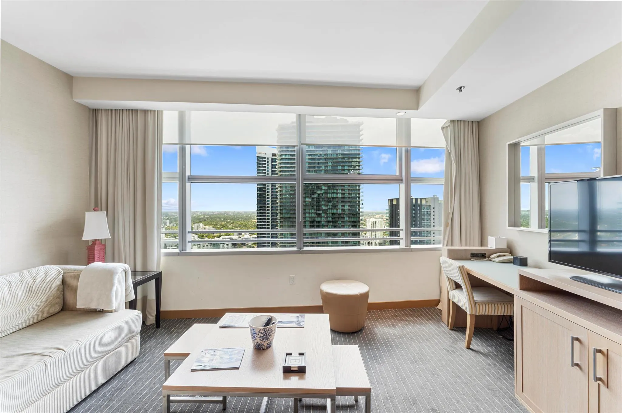 1395 Brickell Avenue, #2802