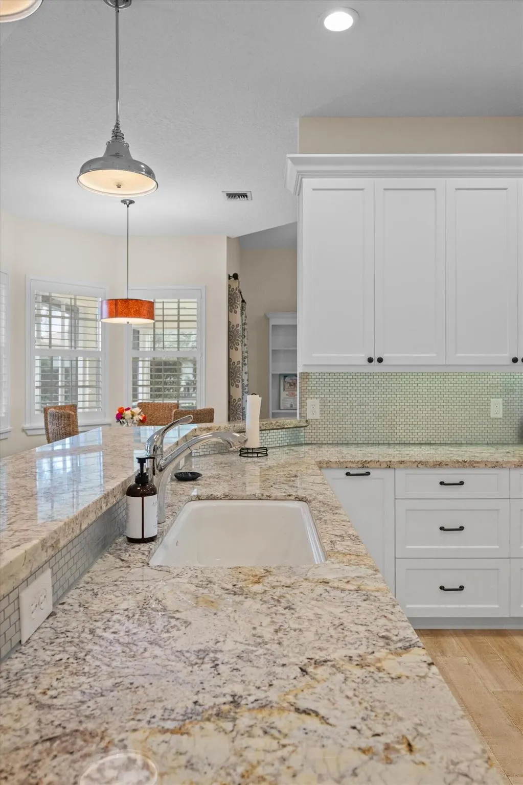 15416 Sunnyland Lane