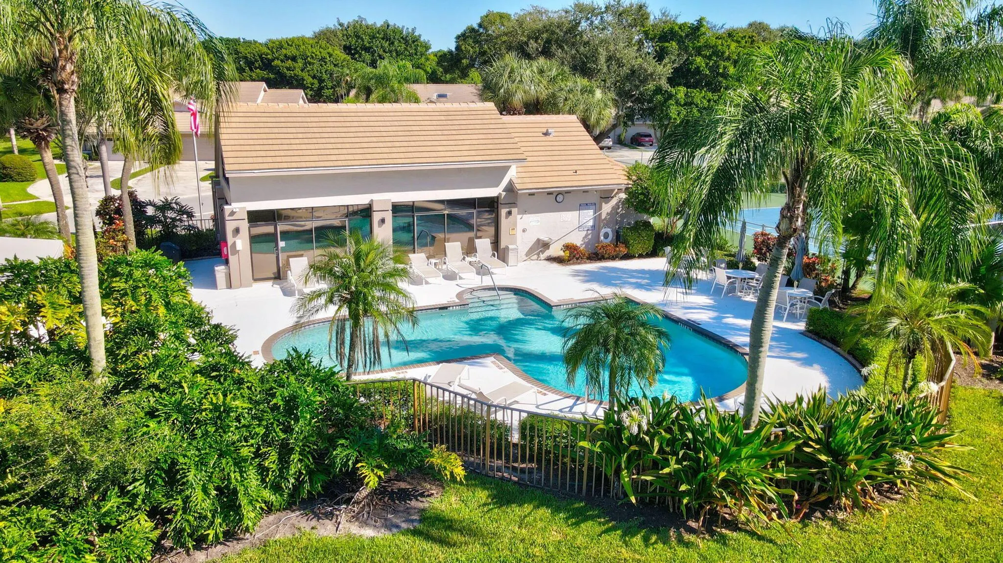4785 Brighton Lakes Boulevard