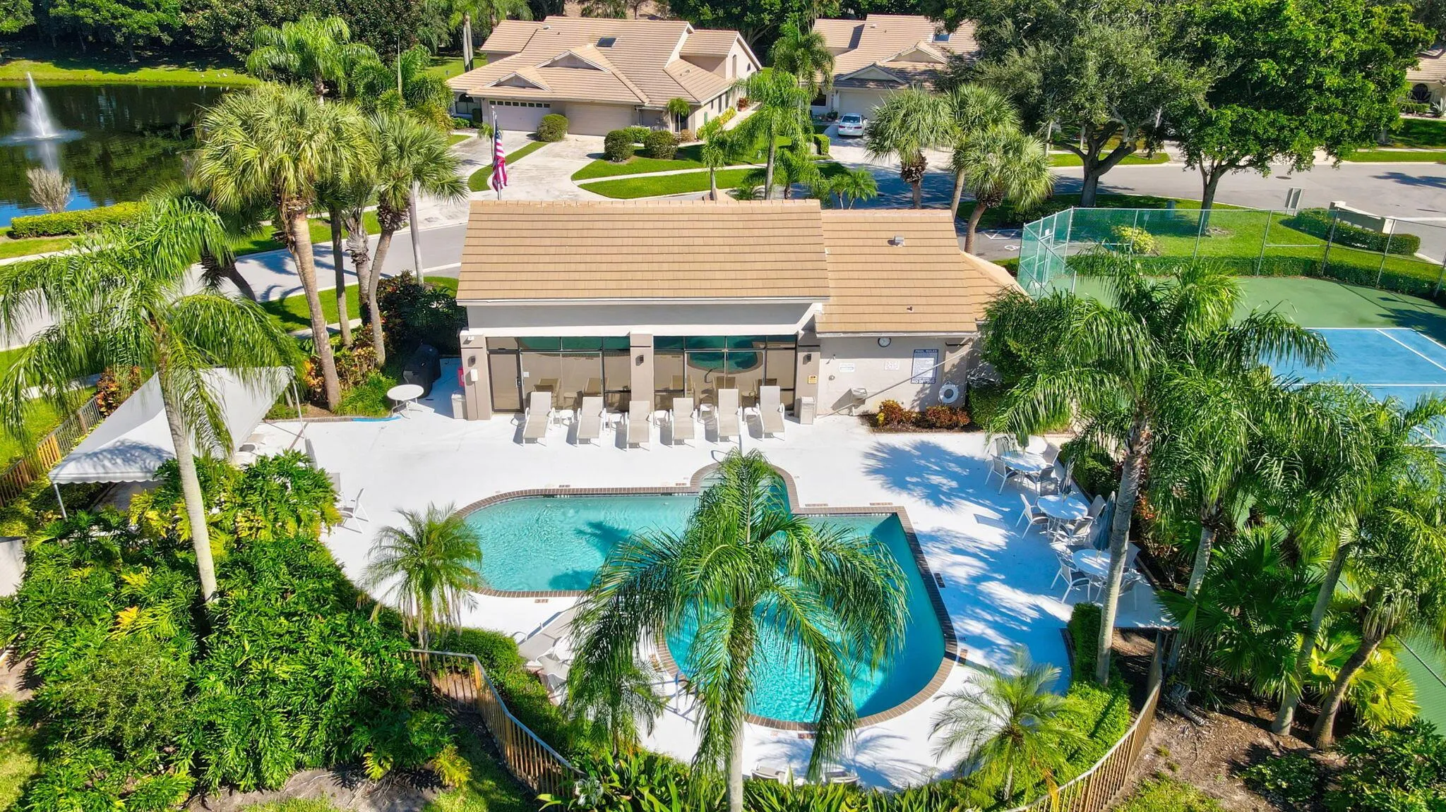 4785 Brighton Lakes Boulevard