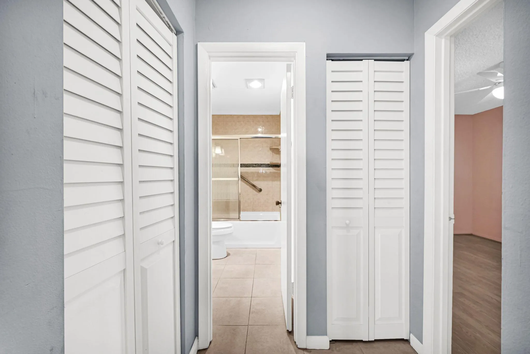 866 NW 25th Avenue