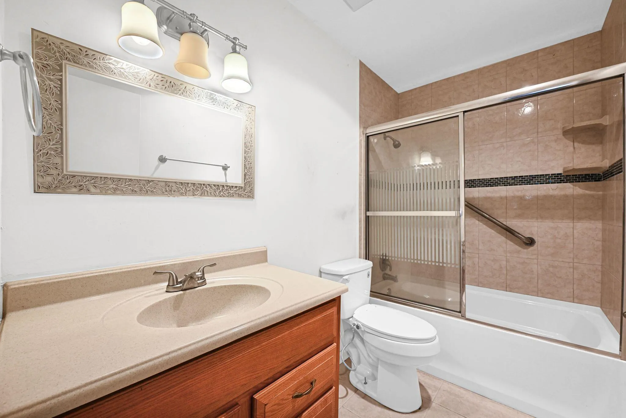 866 NW 25th Avenue