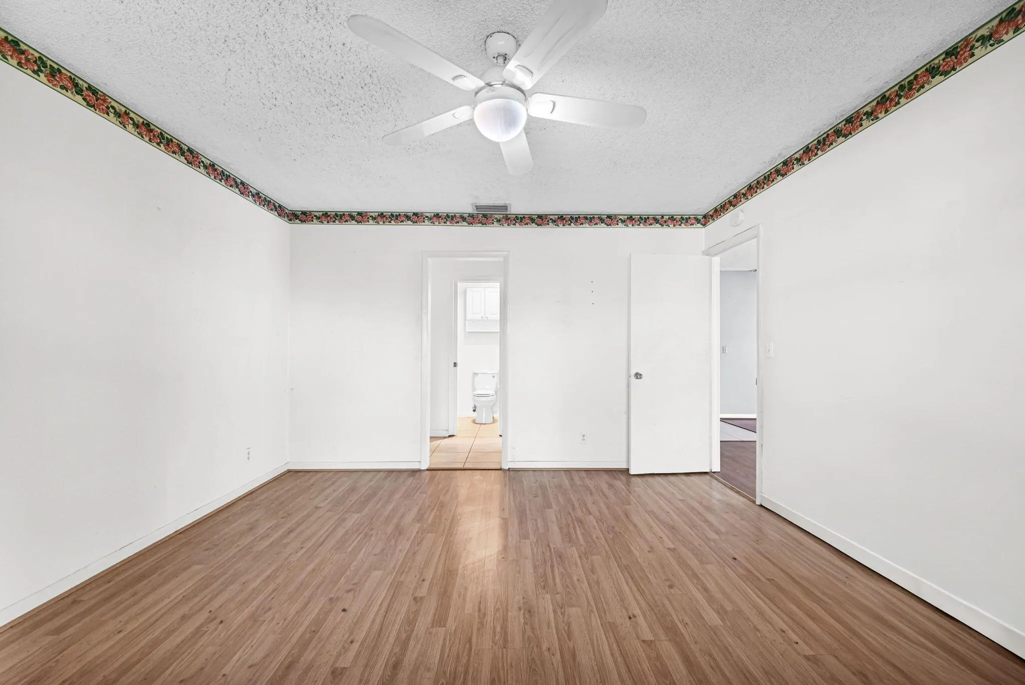 866 NW 25th Avenue