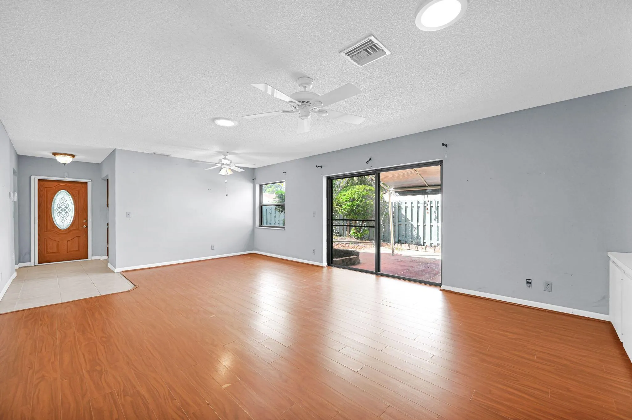 866 NW 25th Avenue