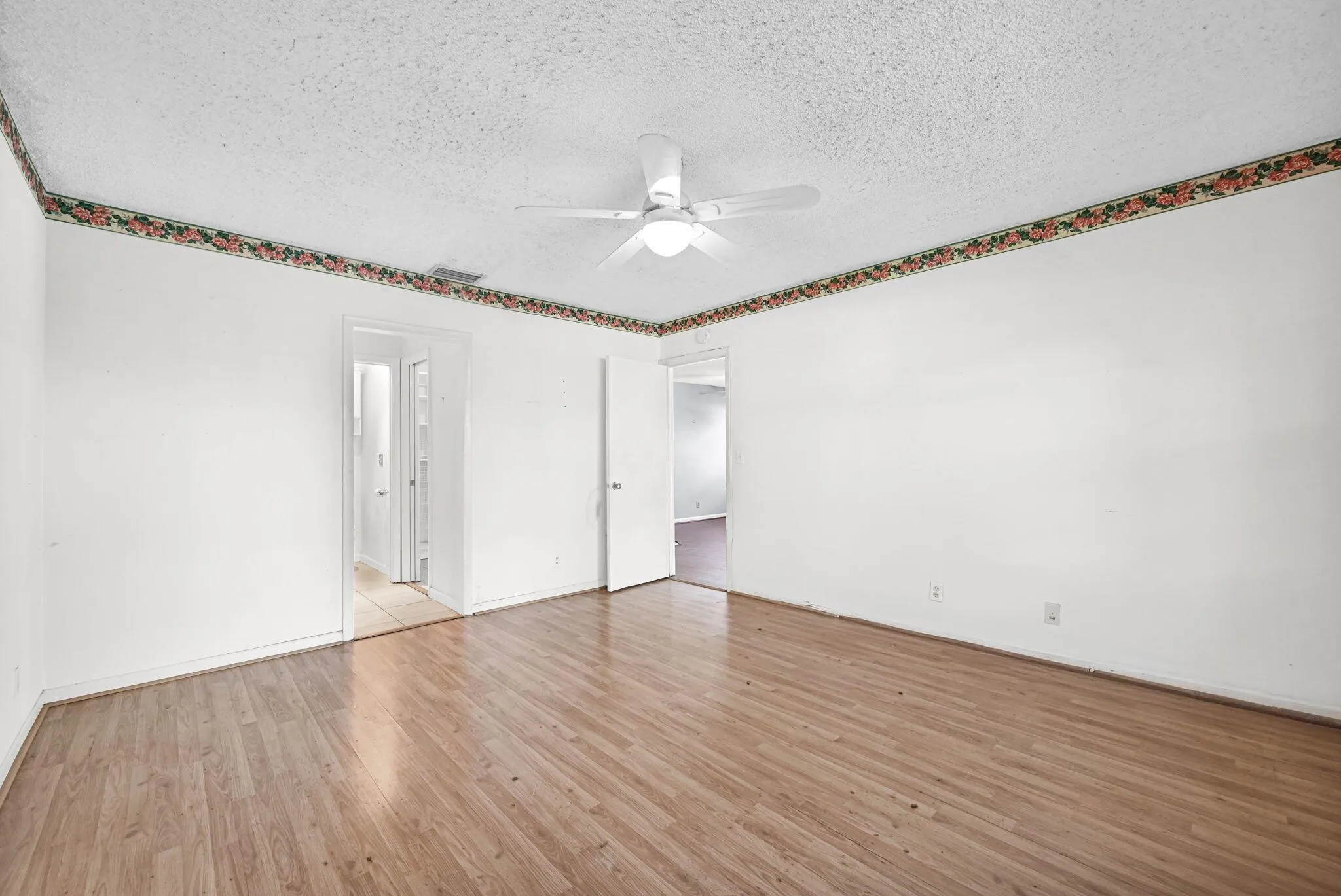 866 NW 25th Avenue