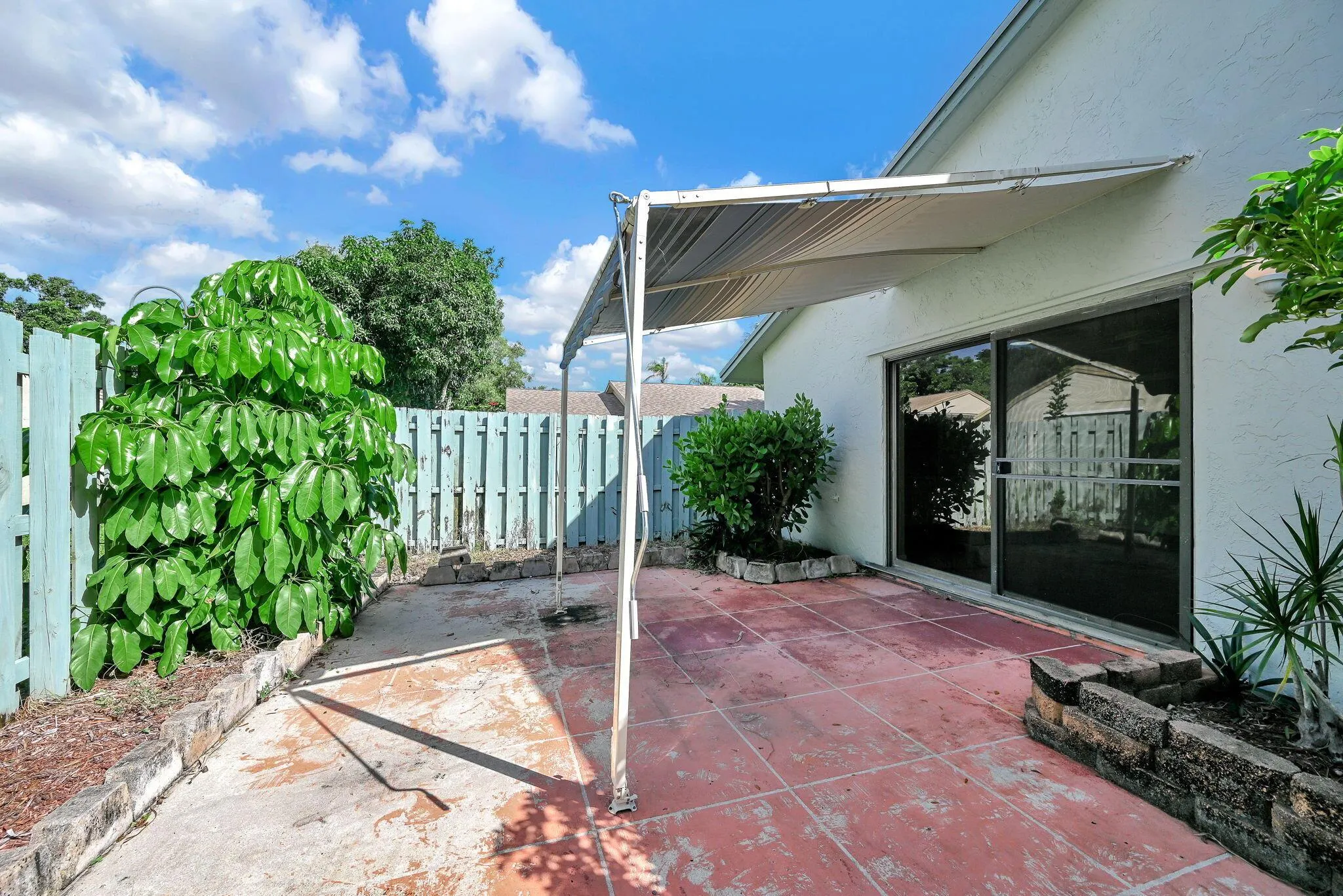 866 NW 25th Avenue