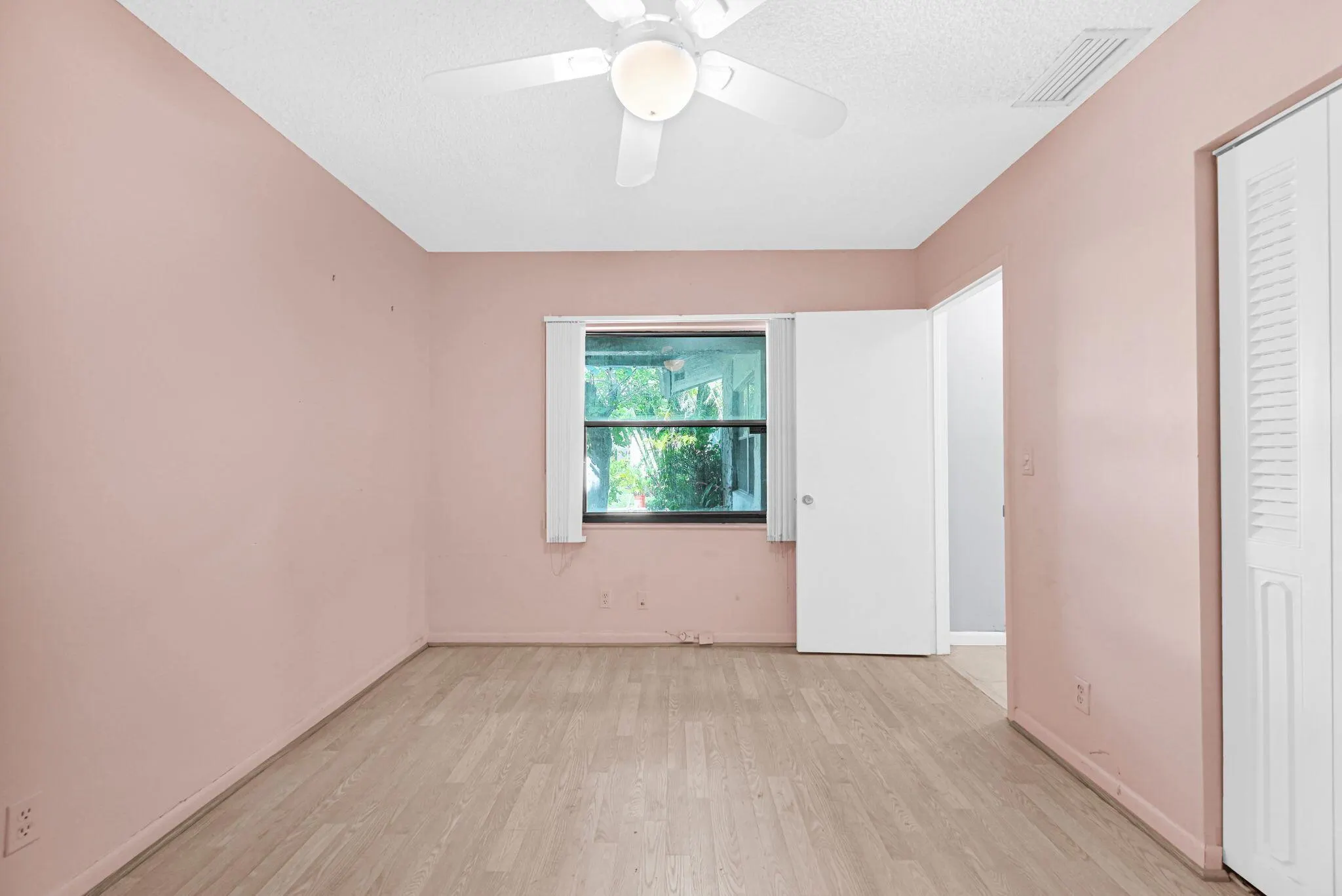 866 NW 25th Avenue