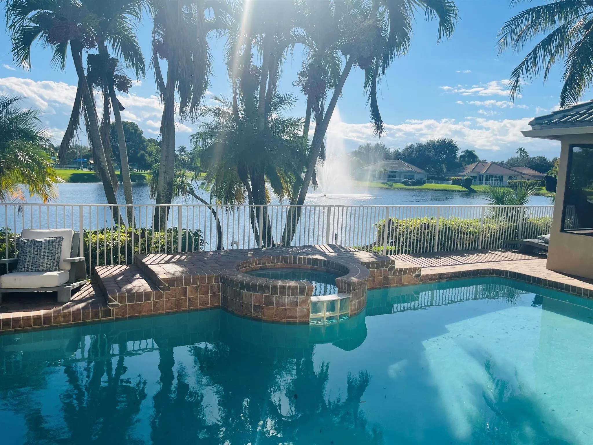 225 Skylark Point