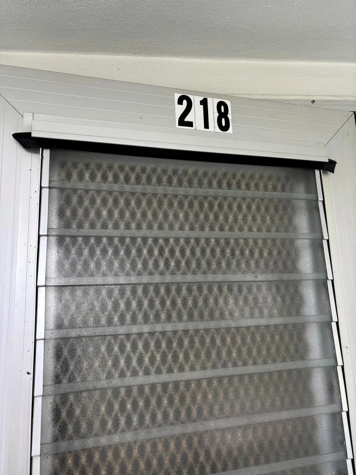 218 Windsor J