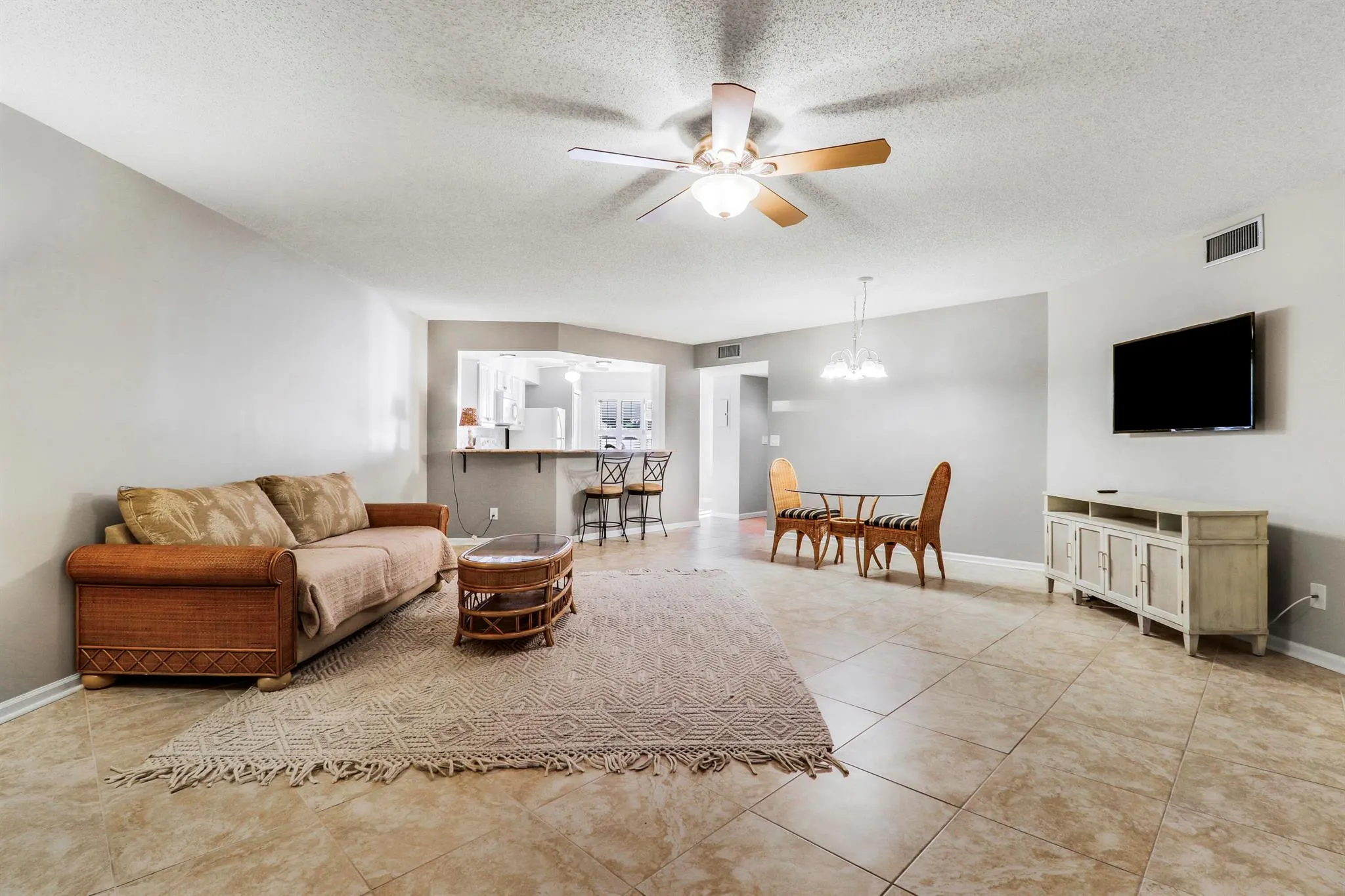 6011 SE Martinique Drive, #103