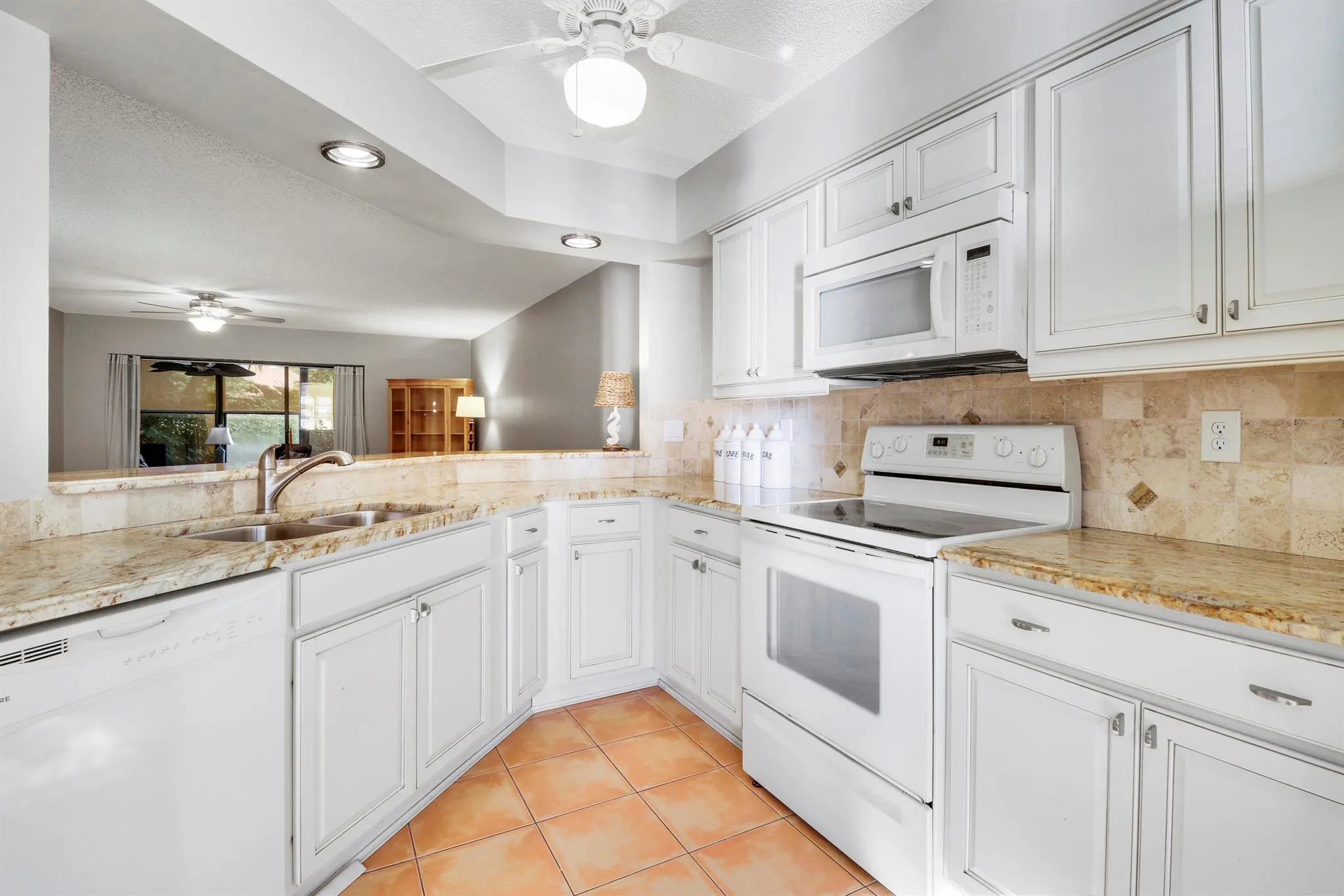 6011 SE Martinique Drive, #103