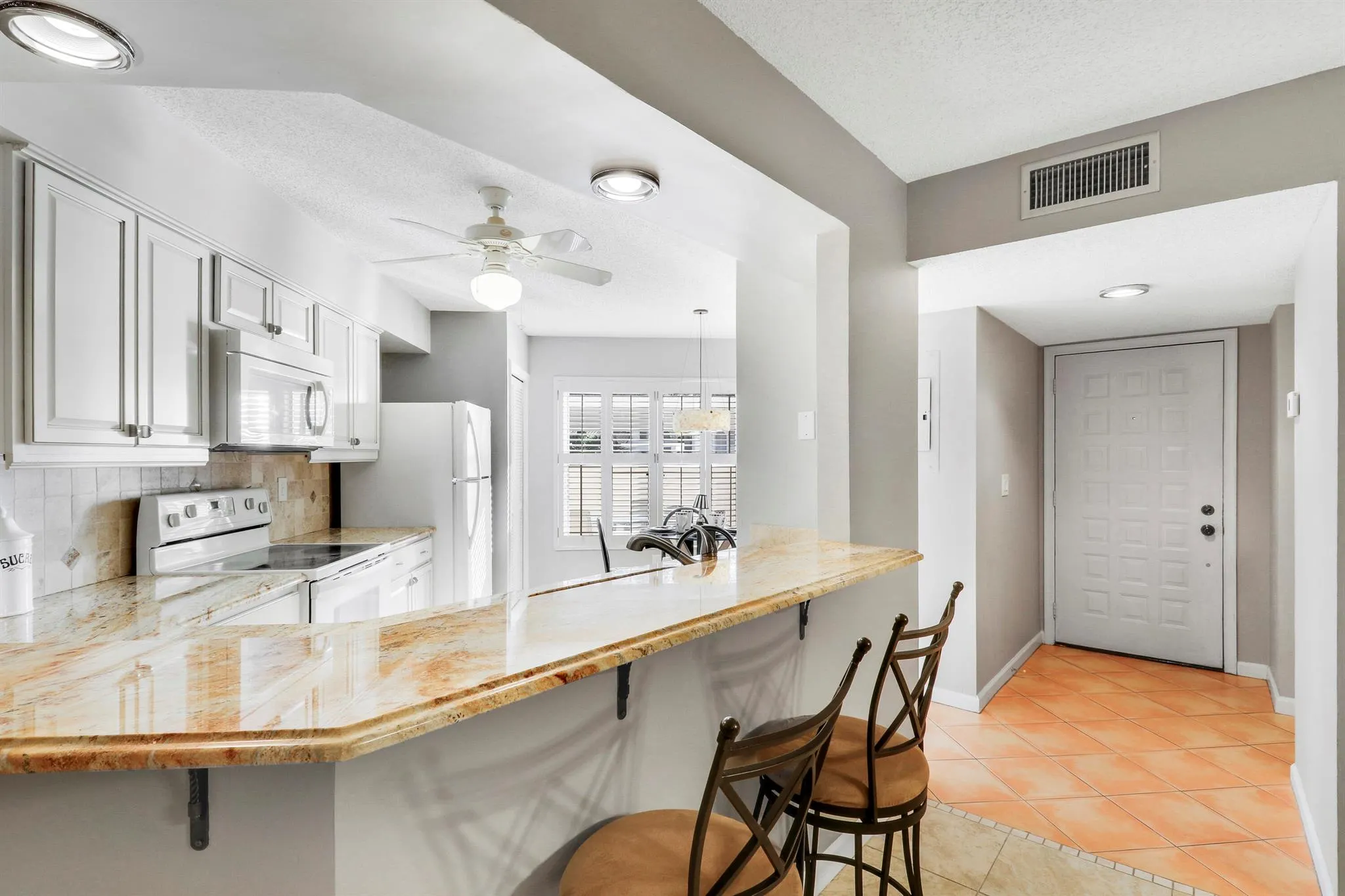 6011 SE Martinique Drive, #103