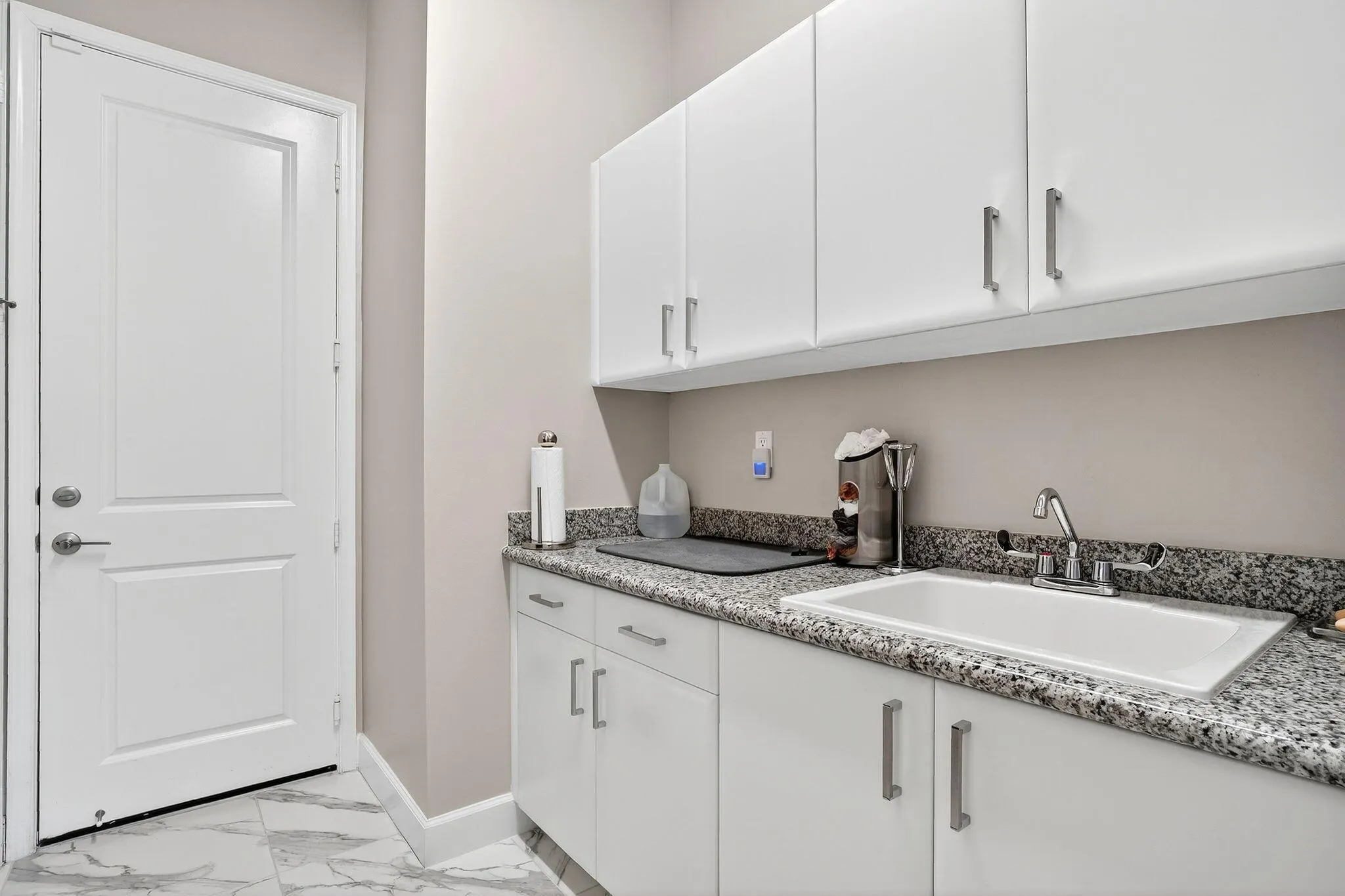 9249 Seahorse Bay Drive