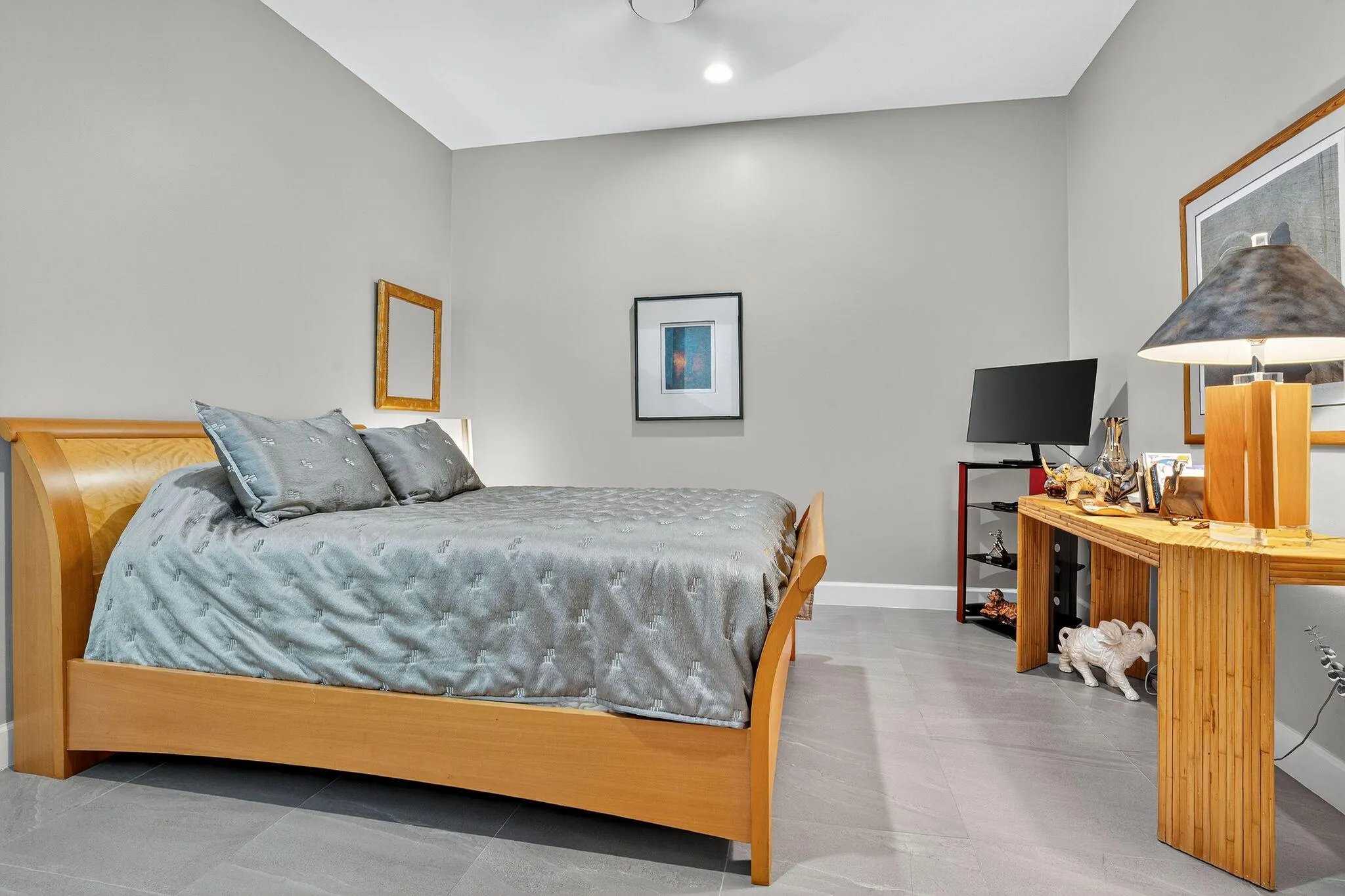 9249 Seahorse Bay Drive