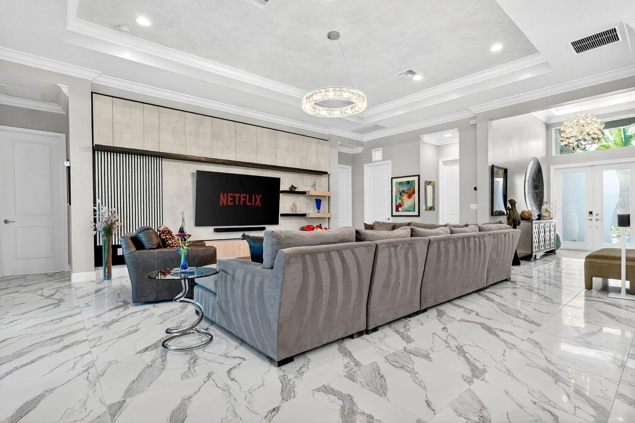 9249 Seahorse Bay Drive