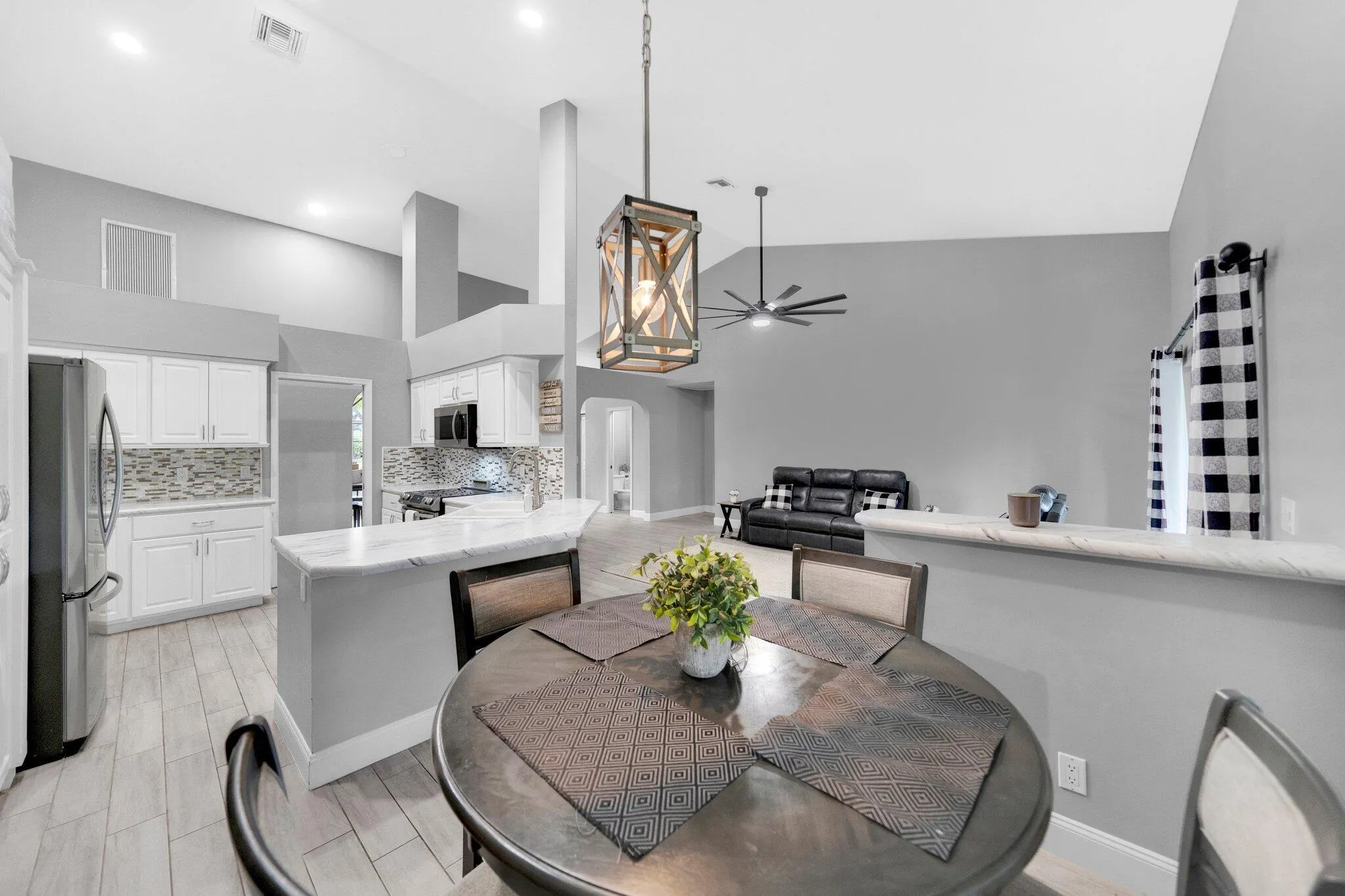 13935 Geranium Place