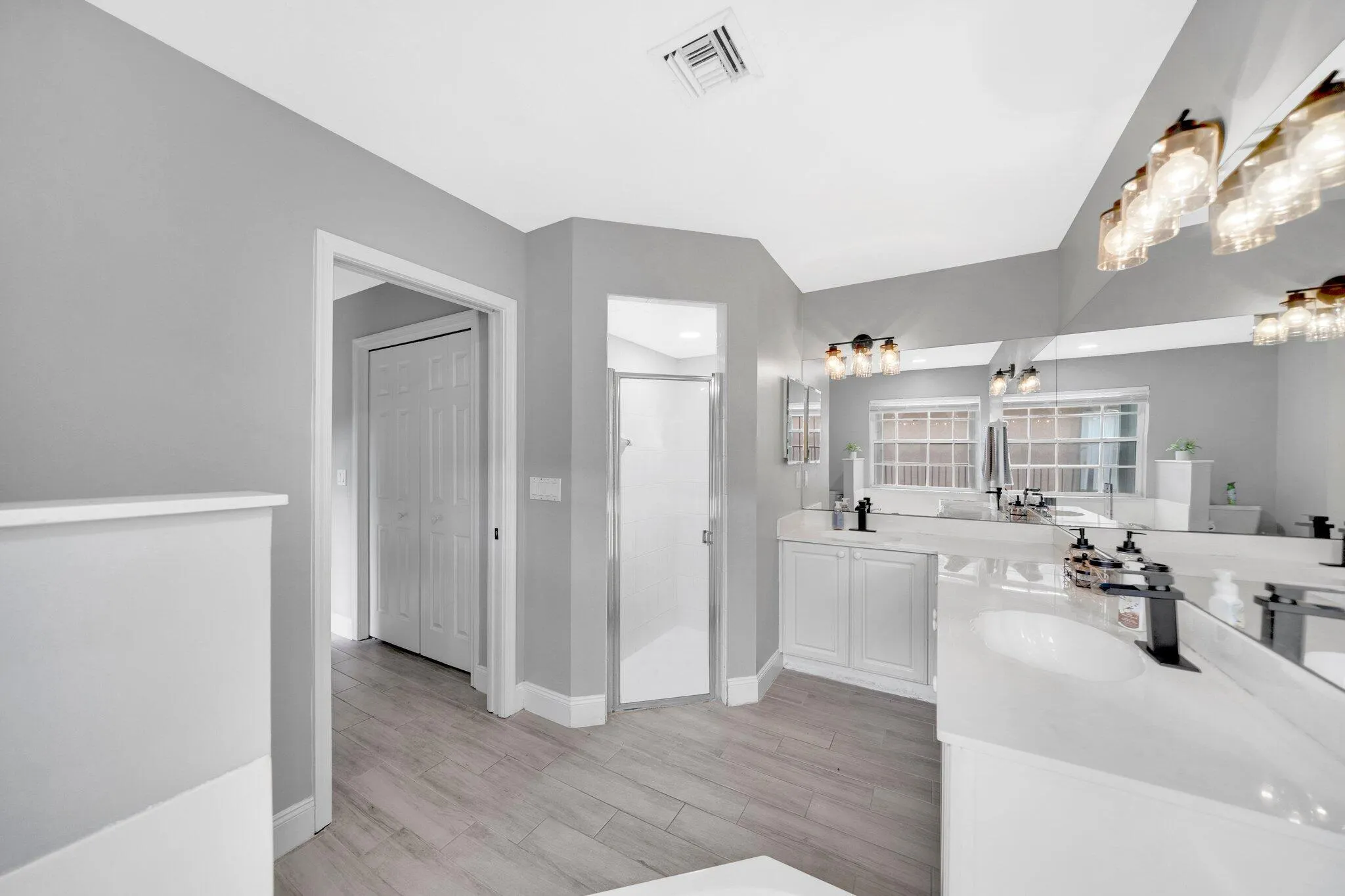 13935 Geranium Place
