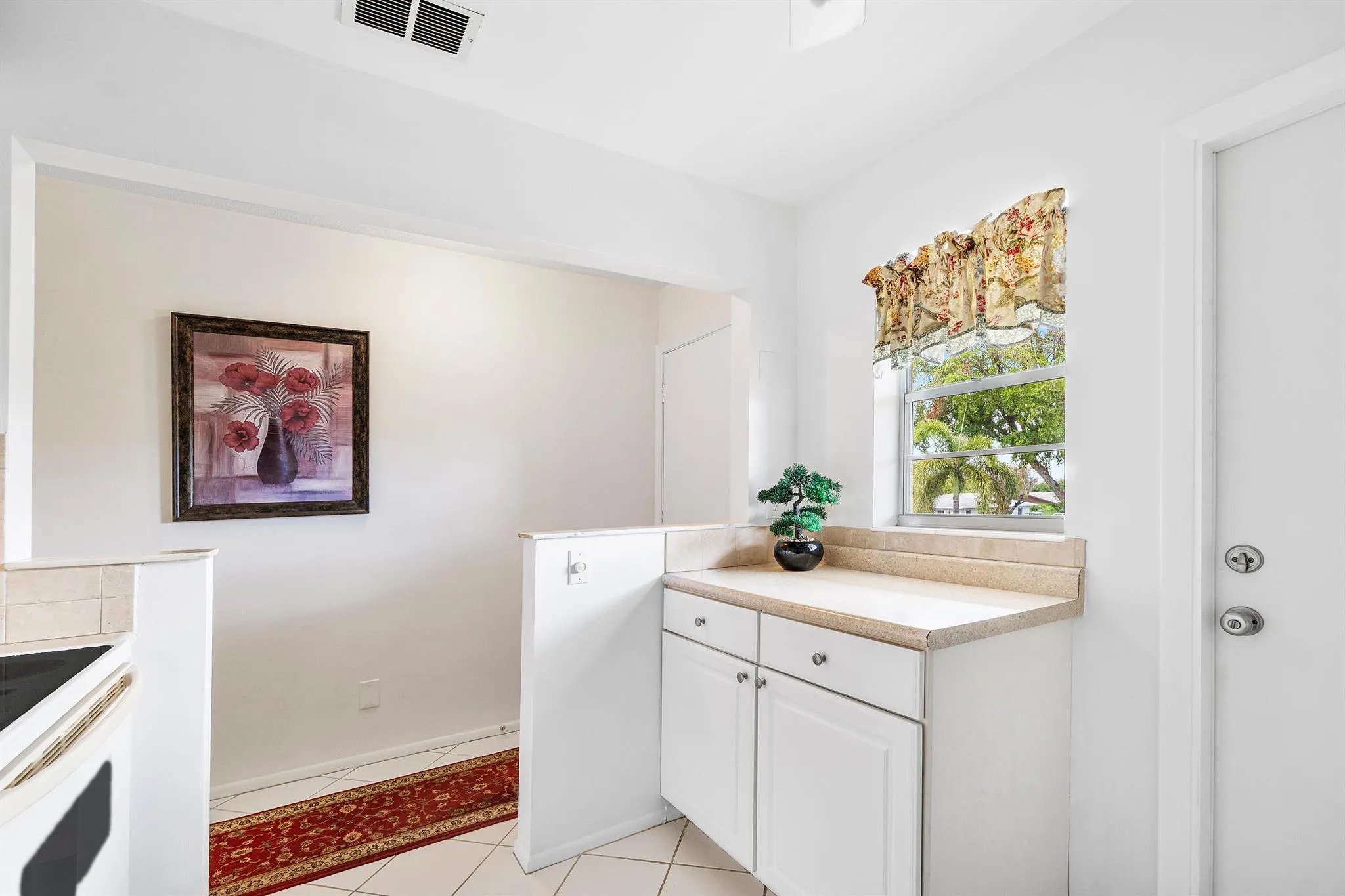 2102 NE 1st Way, #206