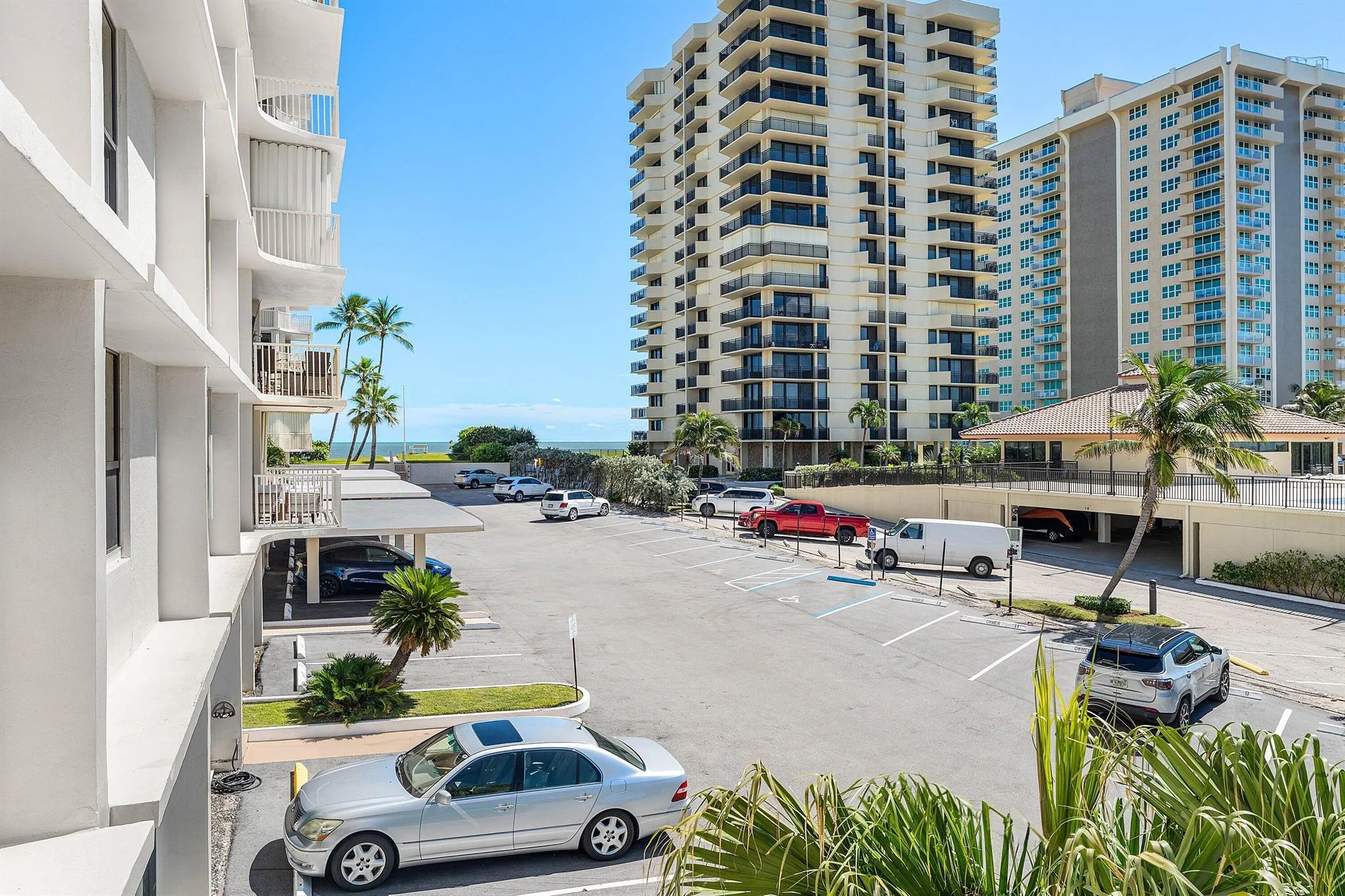 5480 N Ocean Drive, #B1c