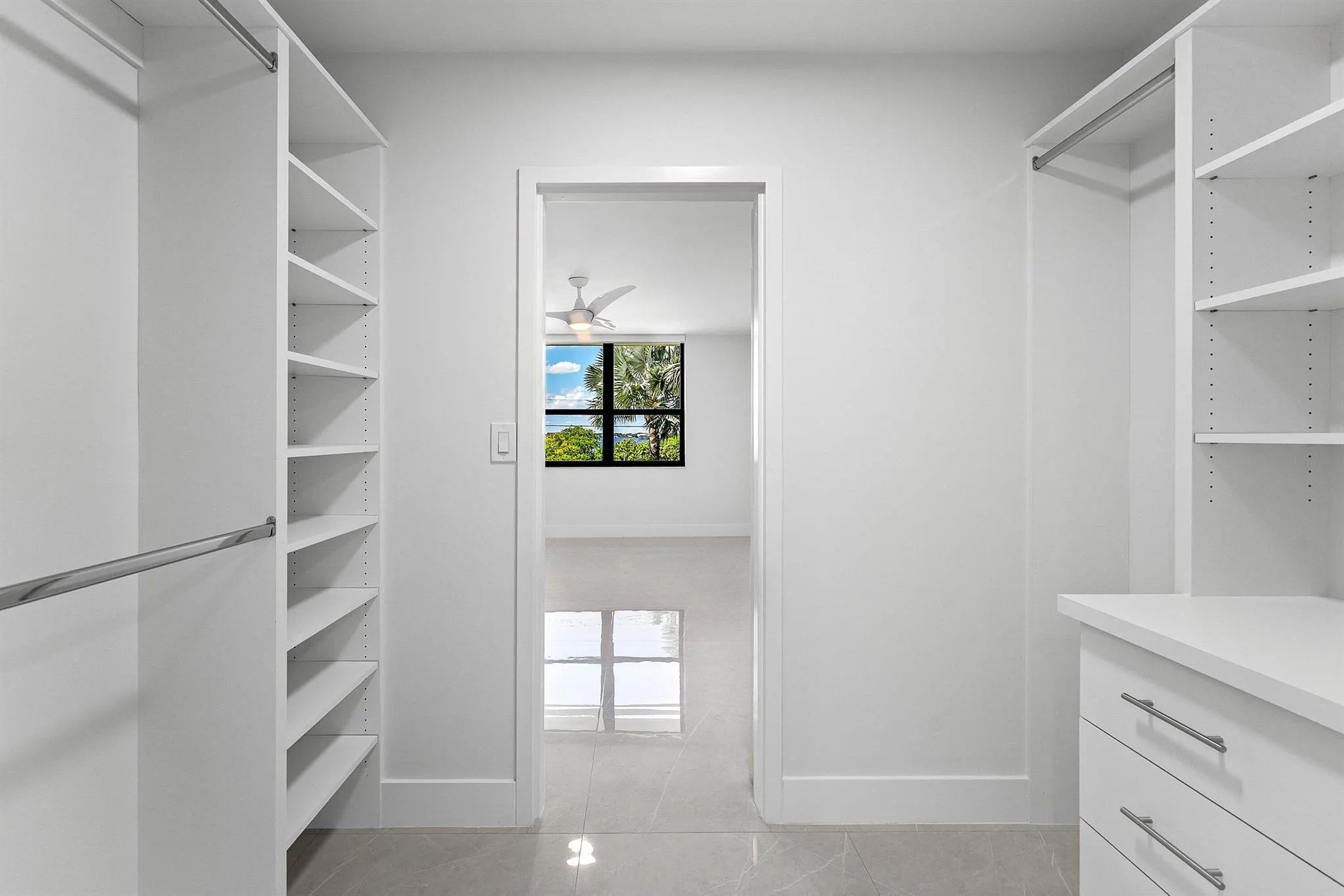 5480 N Ocean Drive, #B1c