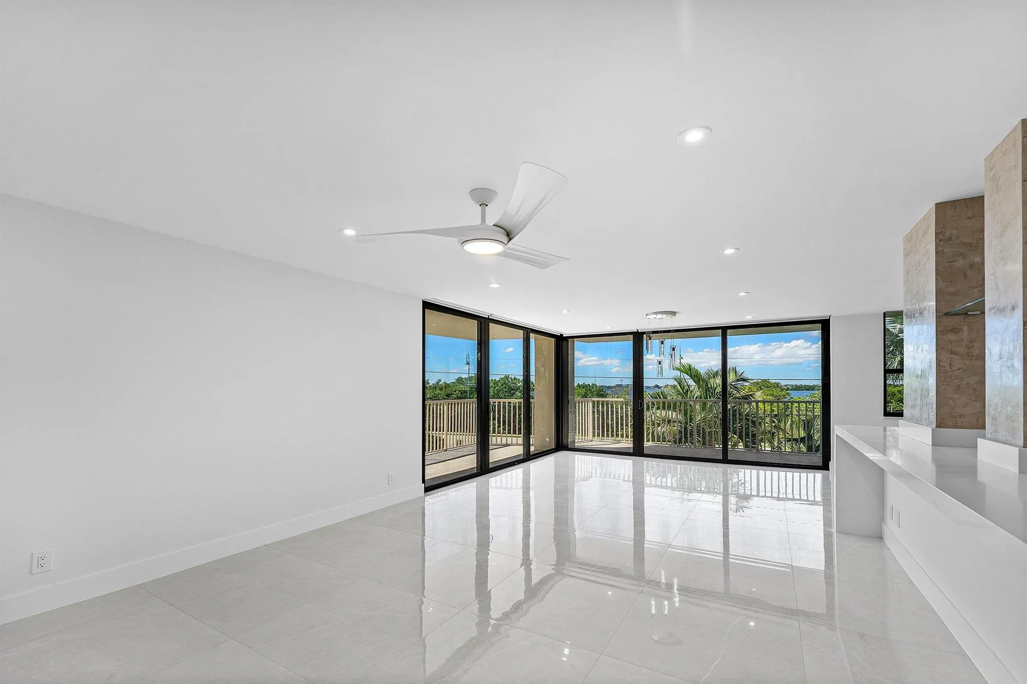 5480 N Ocean Drive, #B1c
