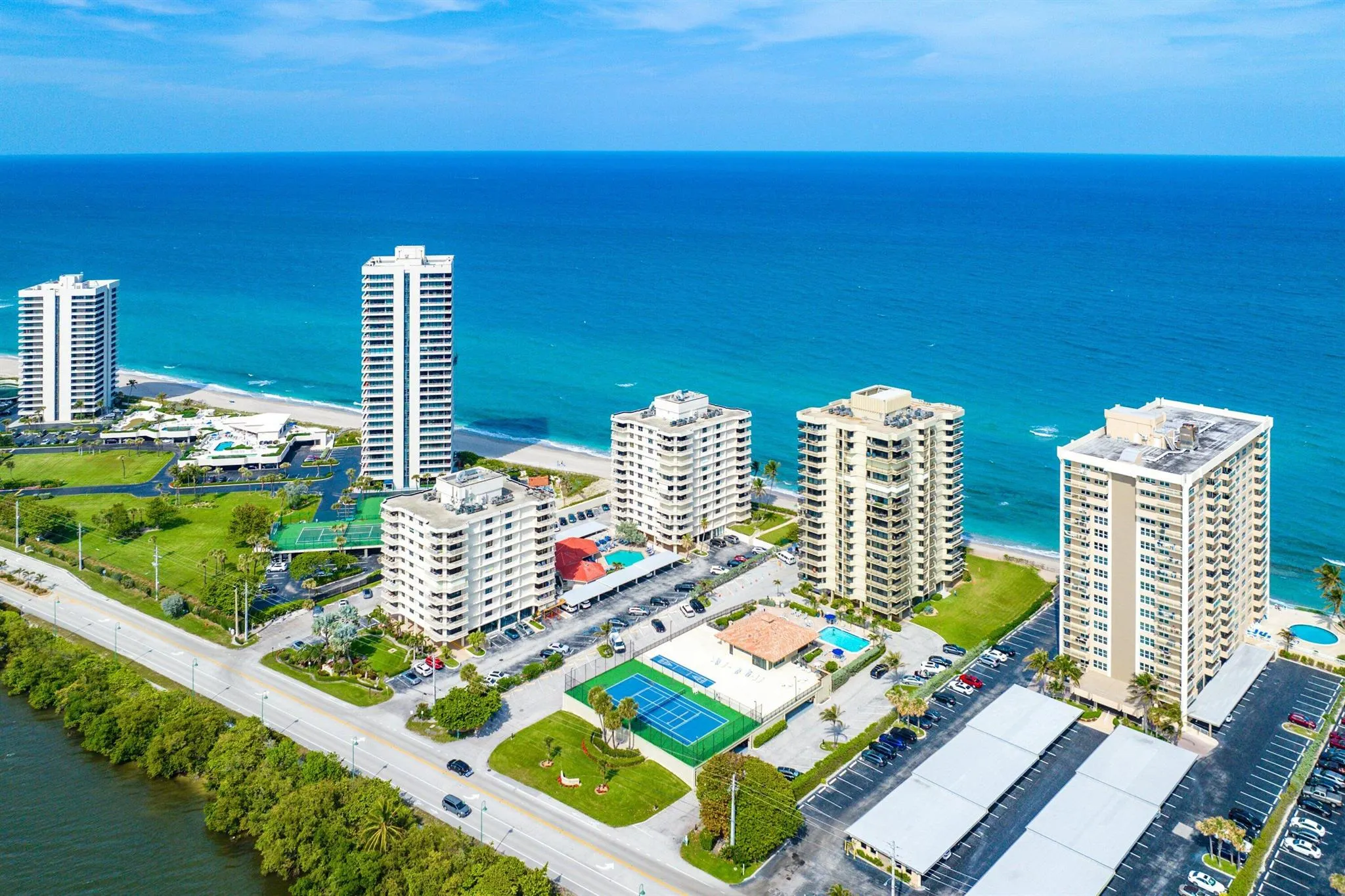 5480 N Ocean Drive, #B1c