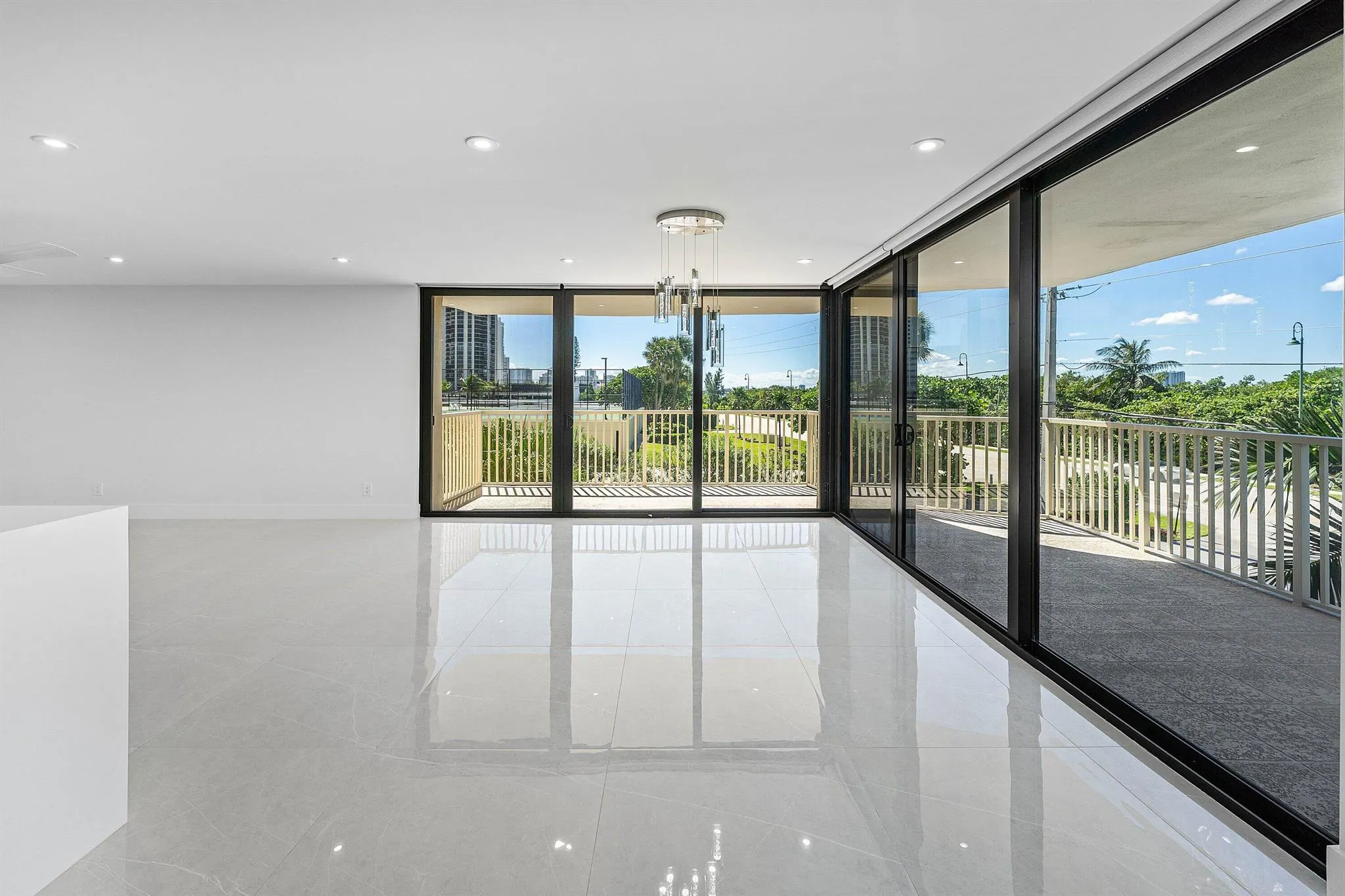 5480 N Ocean Drive, #B1c
