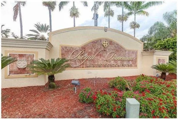 1245 SW 46th Avenue, #1215