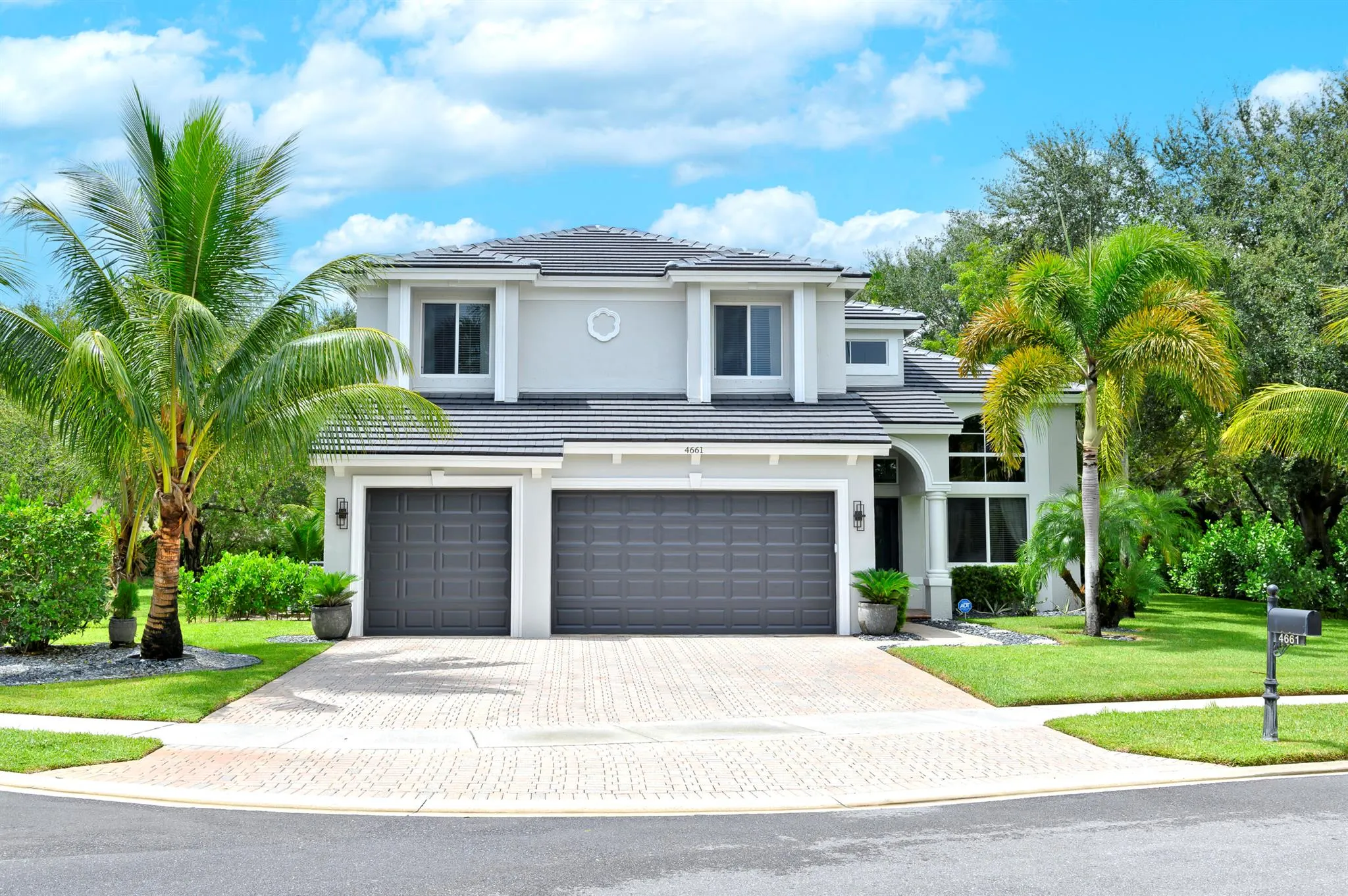 4661 Manderly Drive