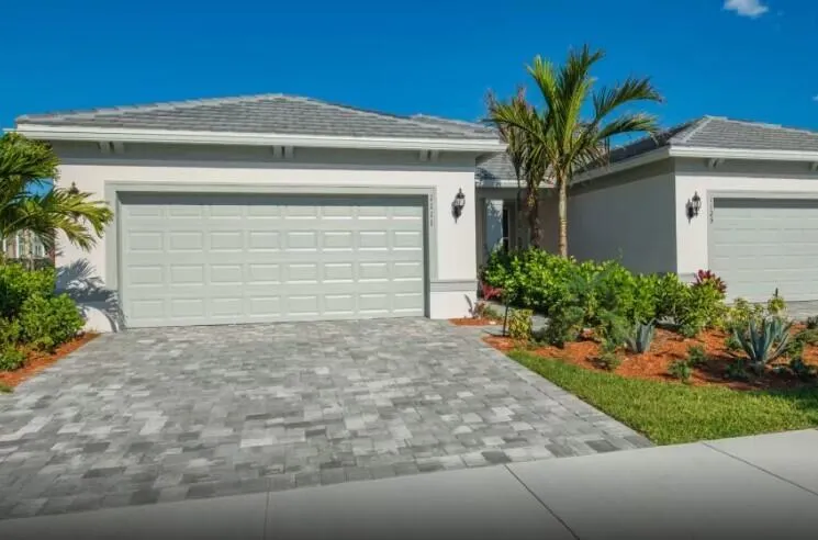 3835 Russell Court, #Villa 41