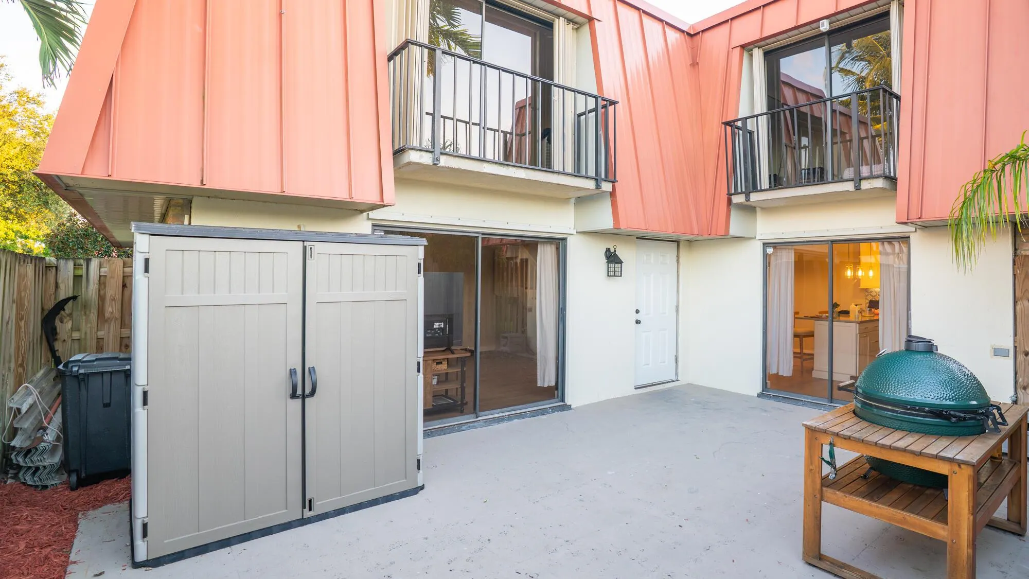 3211 E Gardens East Dr. #C