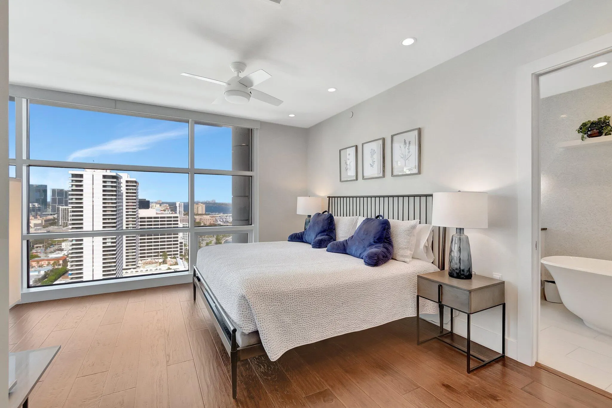 222 Lakeview Avenue, #3n