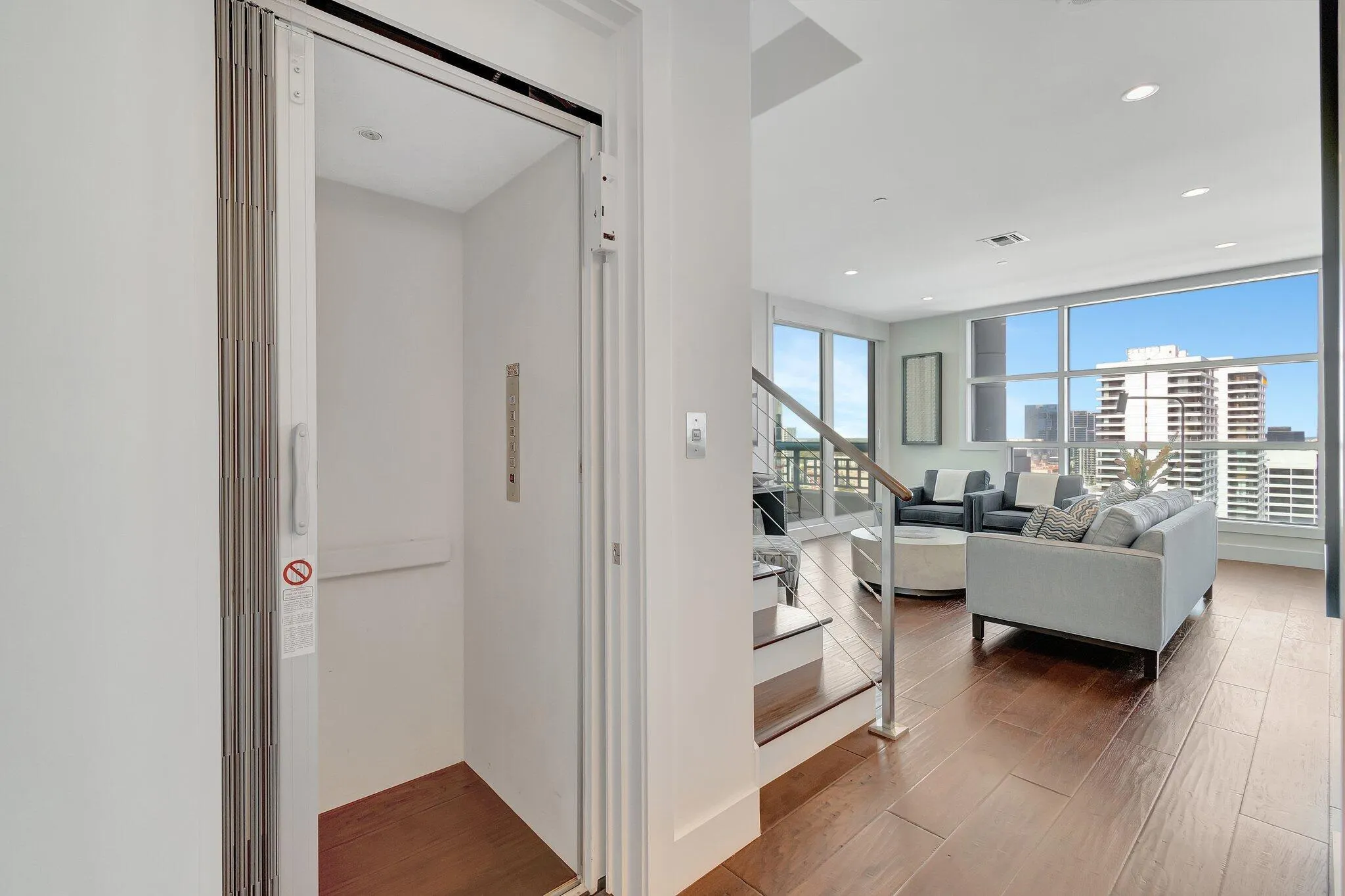 222 Lakeview Avenue, #3n