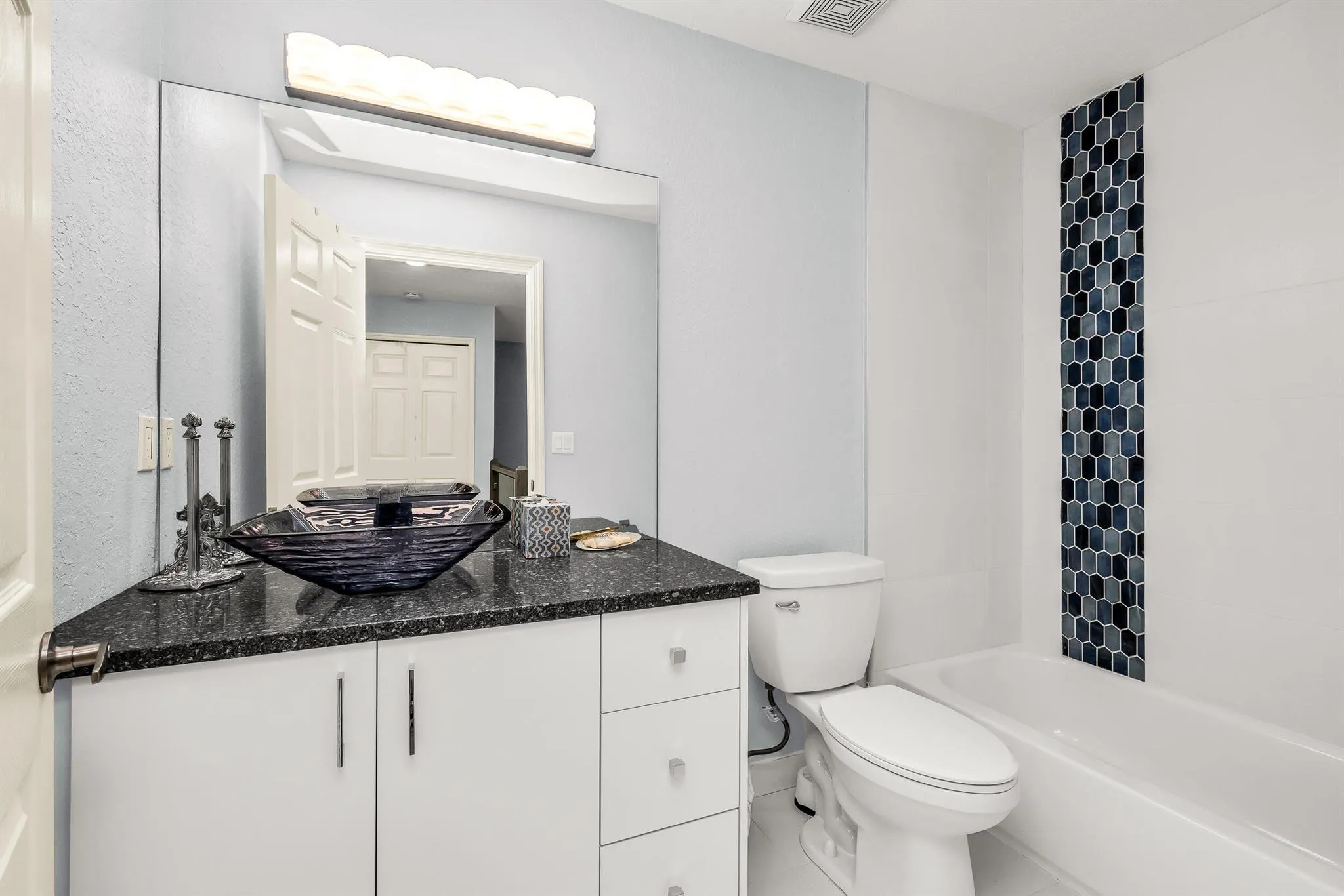 2115 S Ocean Boulevard, #2