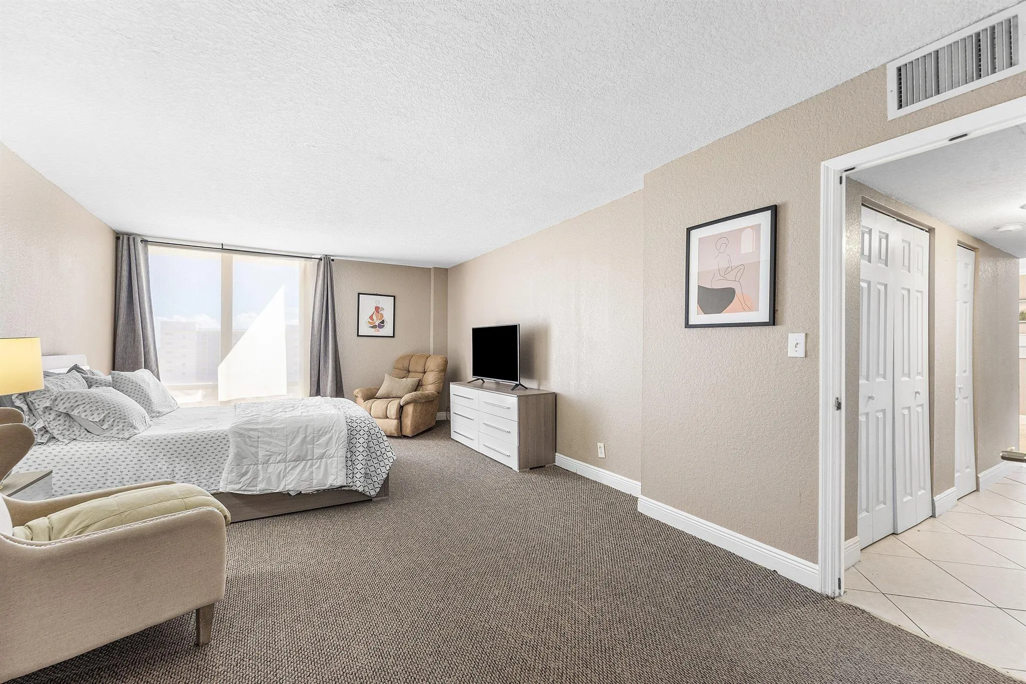 1600 S Ocean Drive, #7h